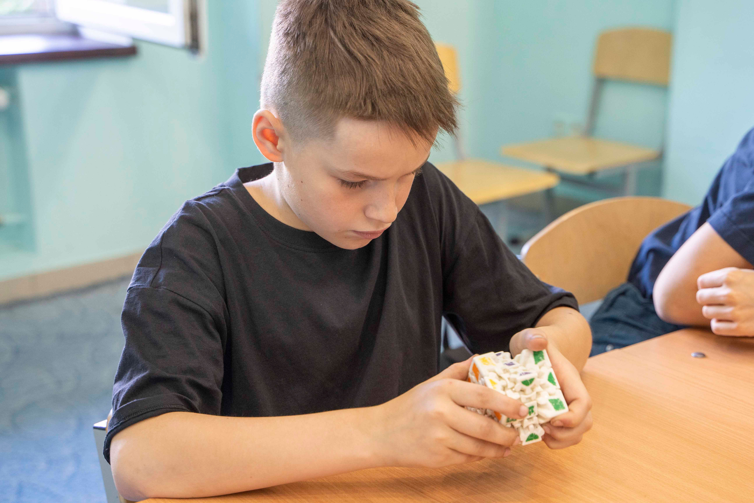 Праздник в школе Фрактал. Фотограф в Санкт-Петербурге, фотодни в СПБ