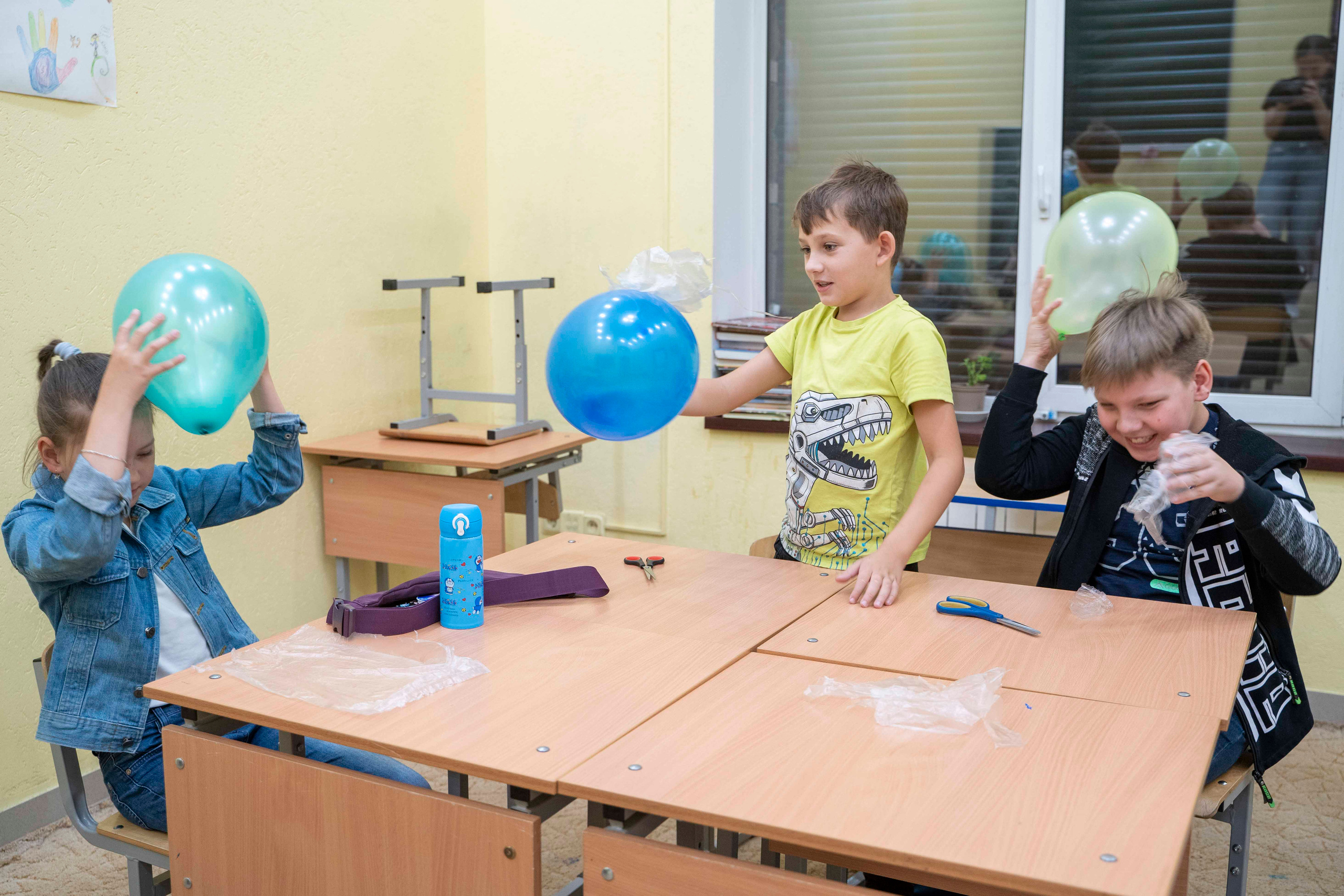 Праздник в школе Фрактал. Фотограф в Санкт-Петербурге, фотодни в СПБ