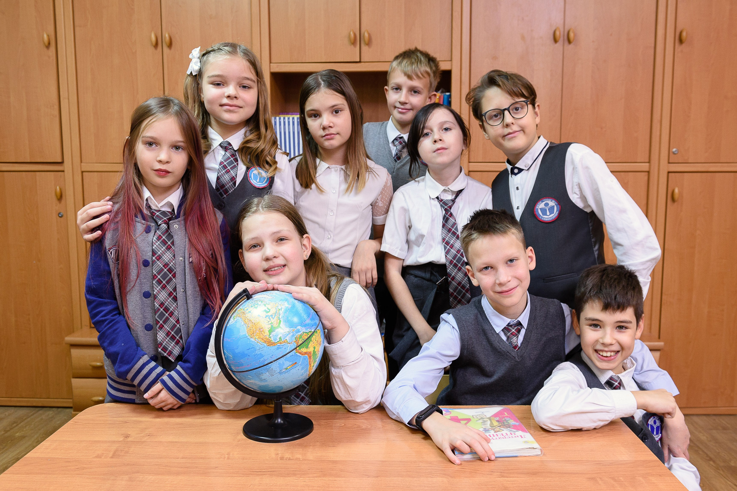 Выпускники 4 класса. Фотограф Ирина Сахарчук Выпускные альбомы для детского сада и школы