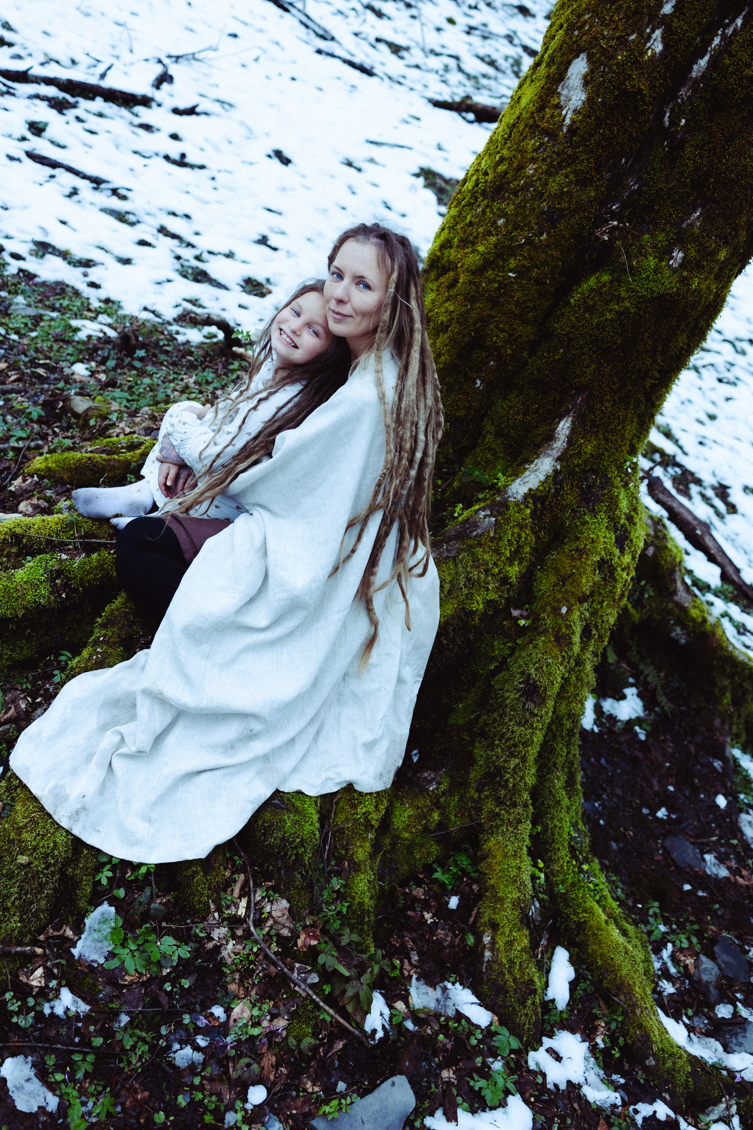 Семейная фотосессия мамы и дочери