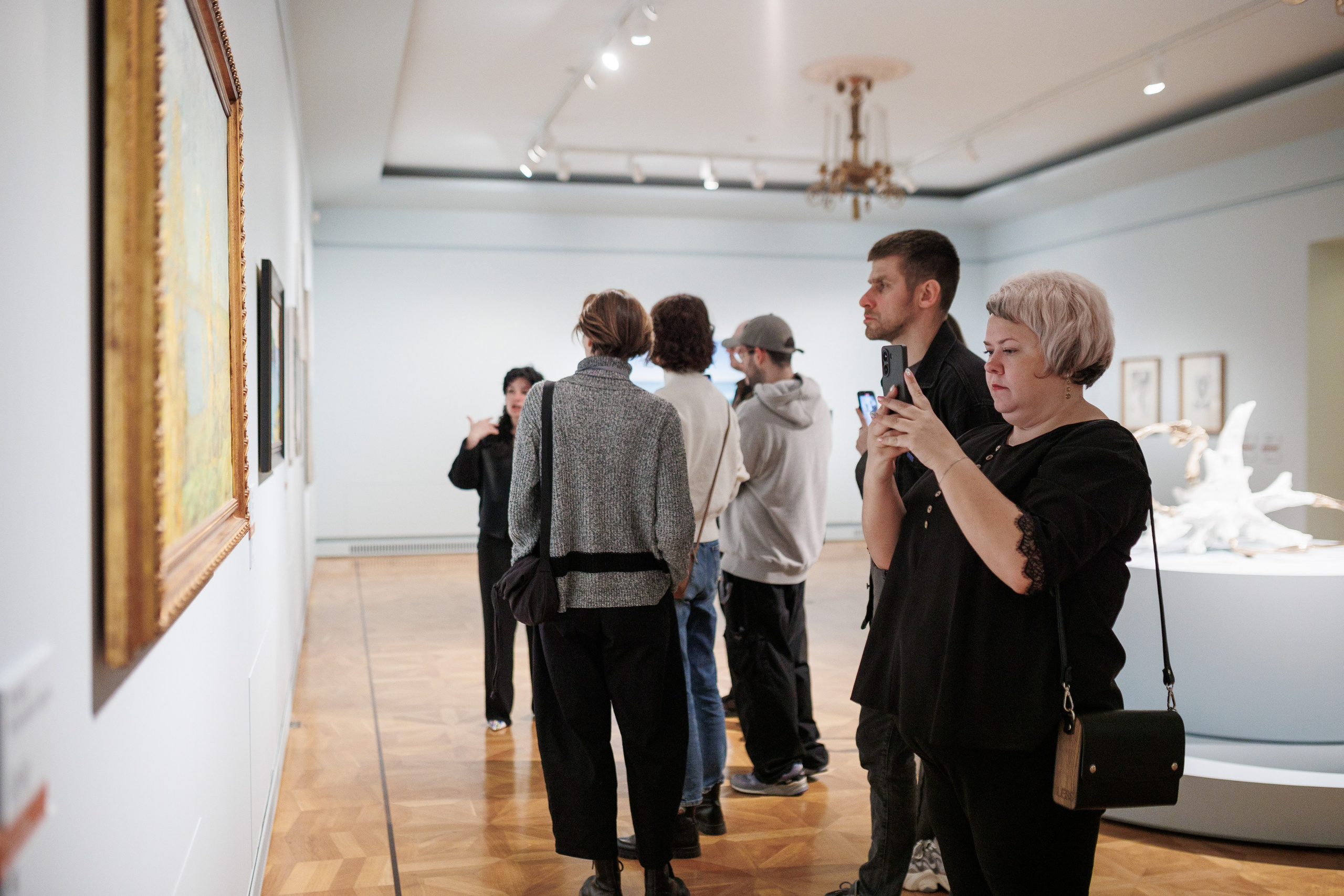 Открытие экспозиции «Путевые заметки. Привал». Фотограф городских и семейных событий Артем Карпухин