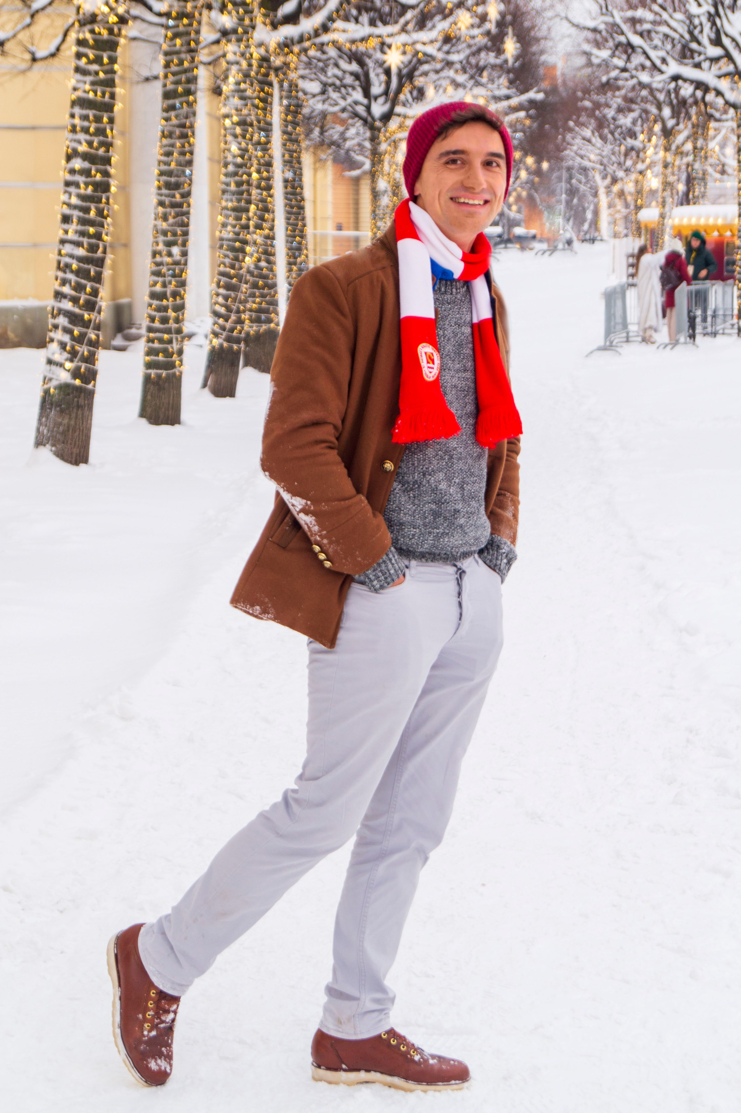 Павел на Манежной площади. Портретный и семейный фотограф Санкт-Петербург