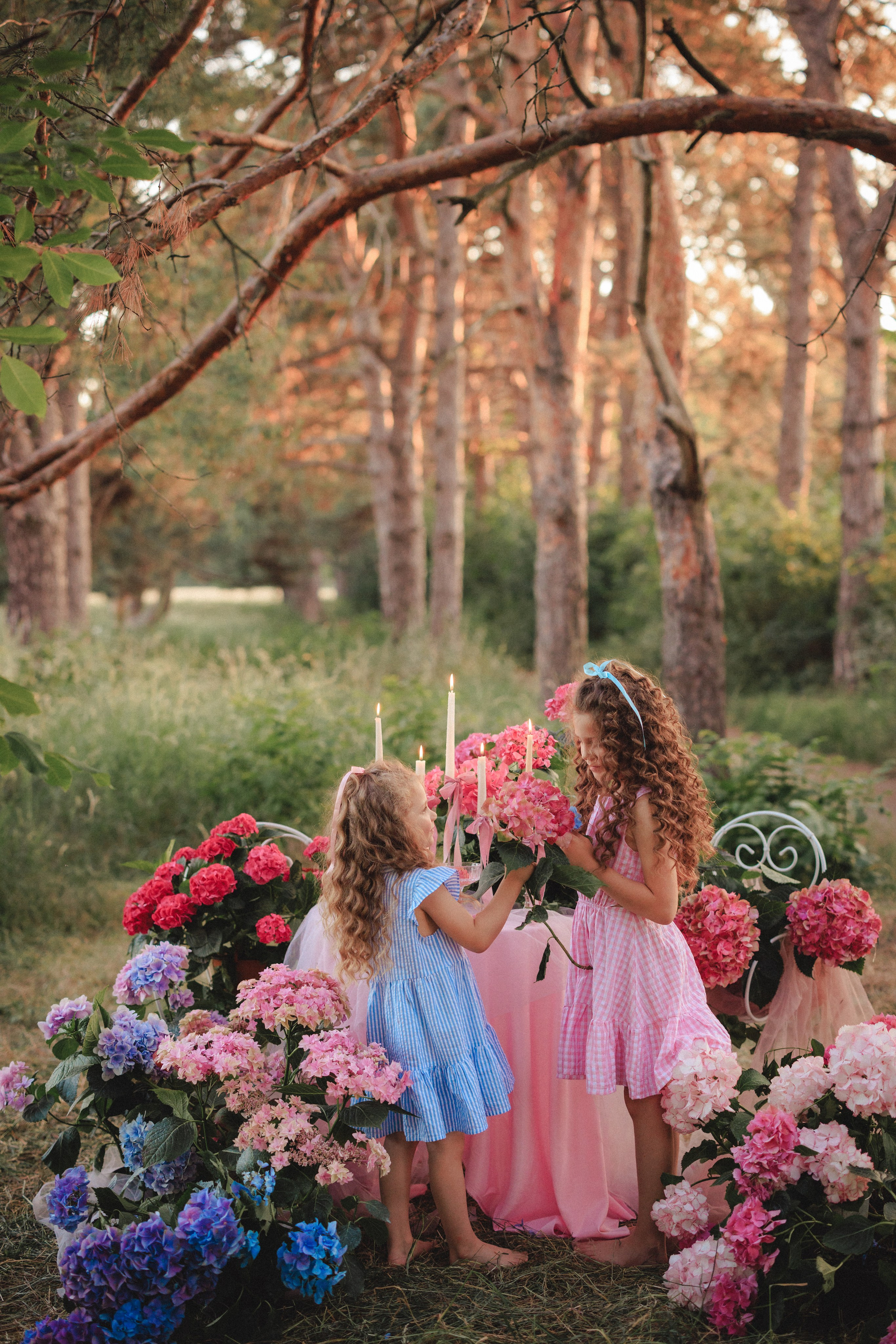 Цветочная фотосессия в лесу. Семейный и детский фотограф в Краснодаре Анна Трашкова