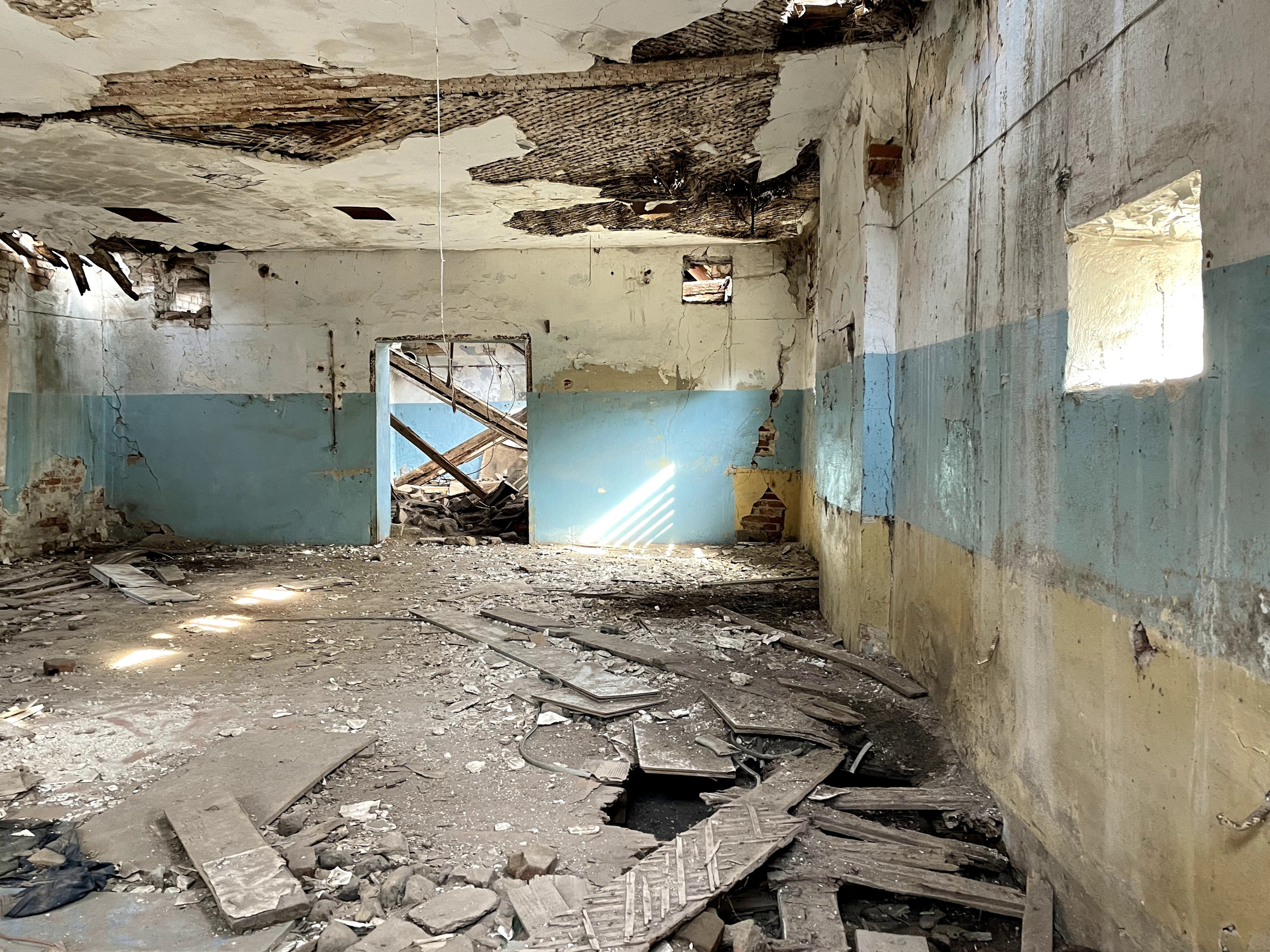 40 018 Внутри здания. ВИЗУАЛЬНЫЕ И ЗВУКОВЫЕ РЕШЕНИЯ ДЛЯ БИЗНЕСА И СЪЁМОК ТЕЛЕТЕЛА