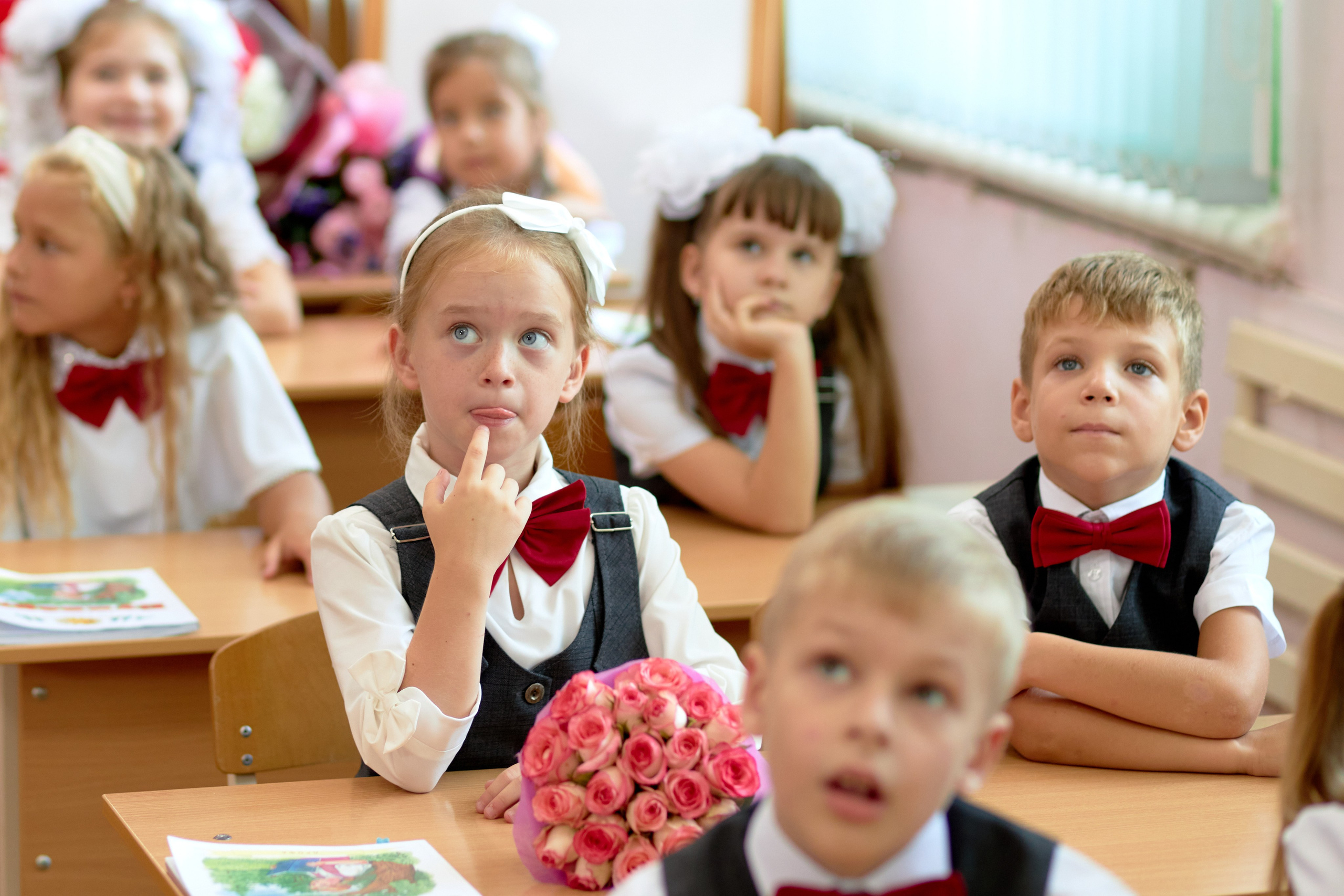 Съемка на 1 сентября. Фотограф Выпускные альбомы Таганрог Сергей Коробченко