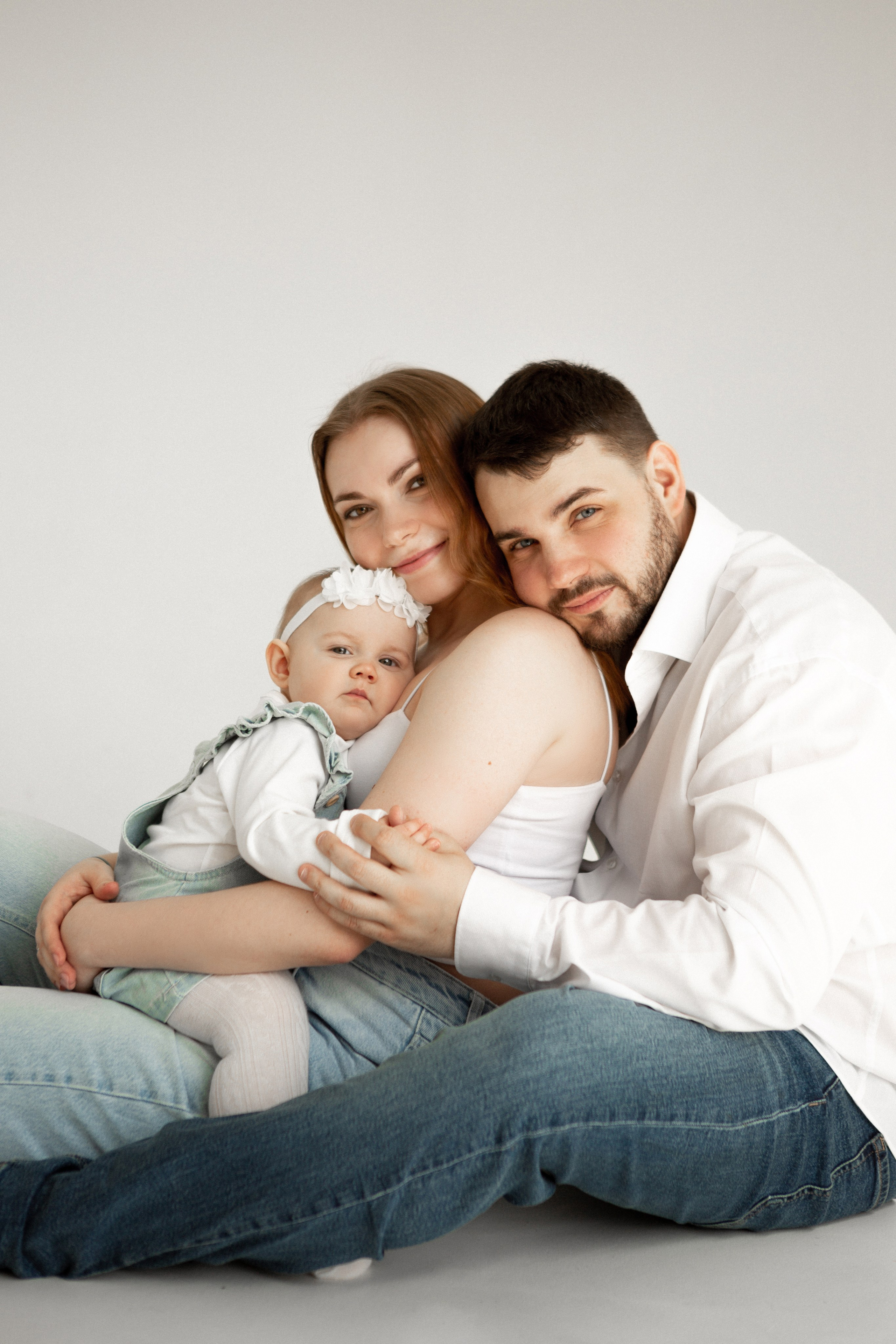 Семейная фотосессия в стиле минимализм
