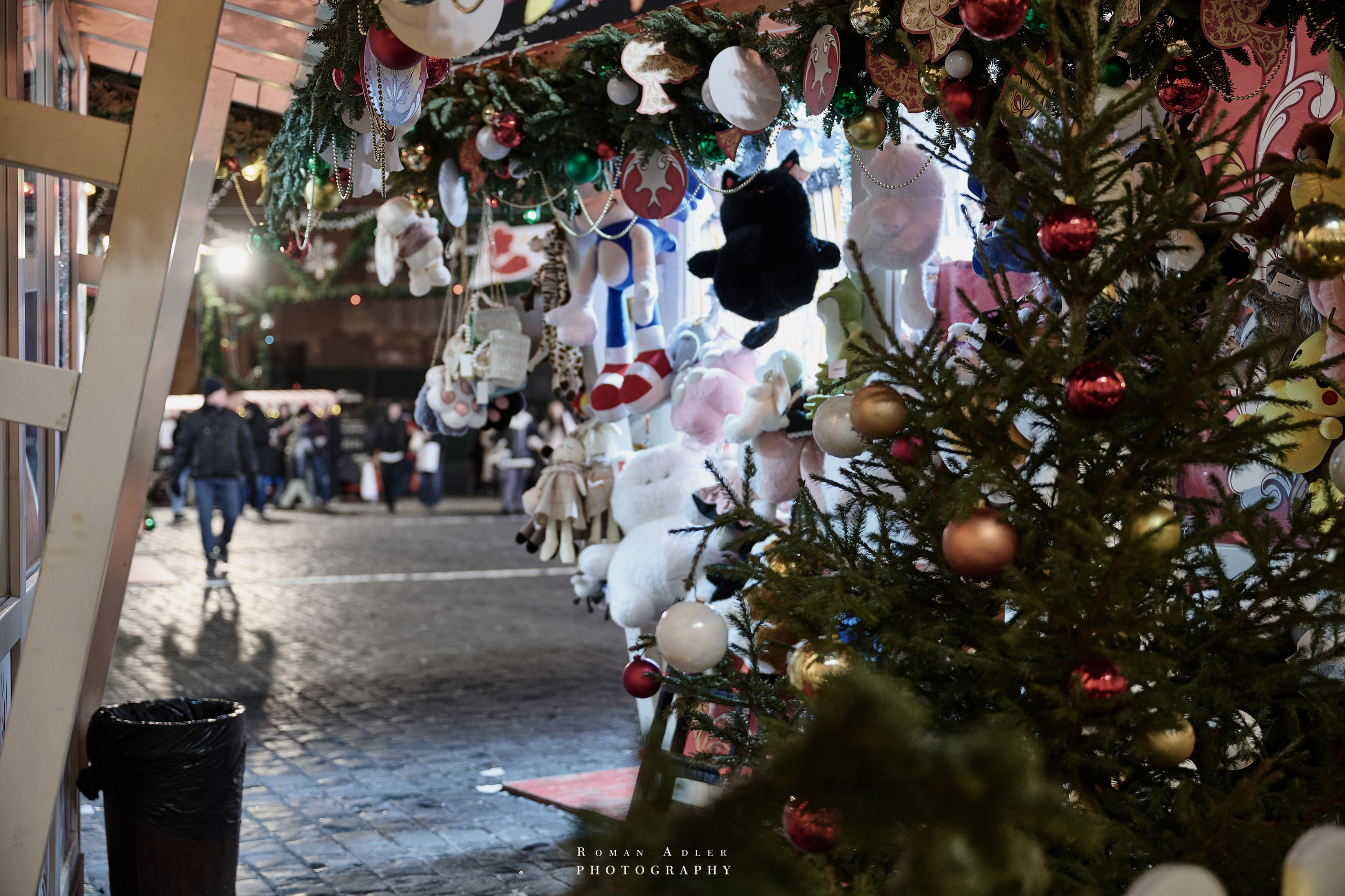 Новогодняя ночная Москва 2025. Фотограф Роман Адлер