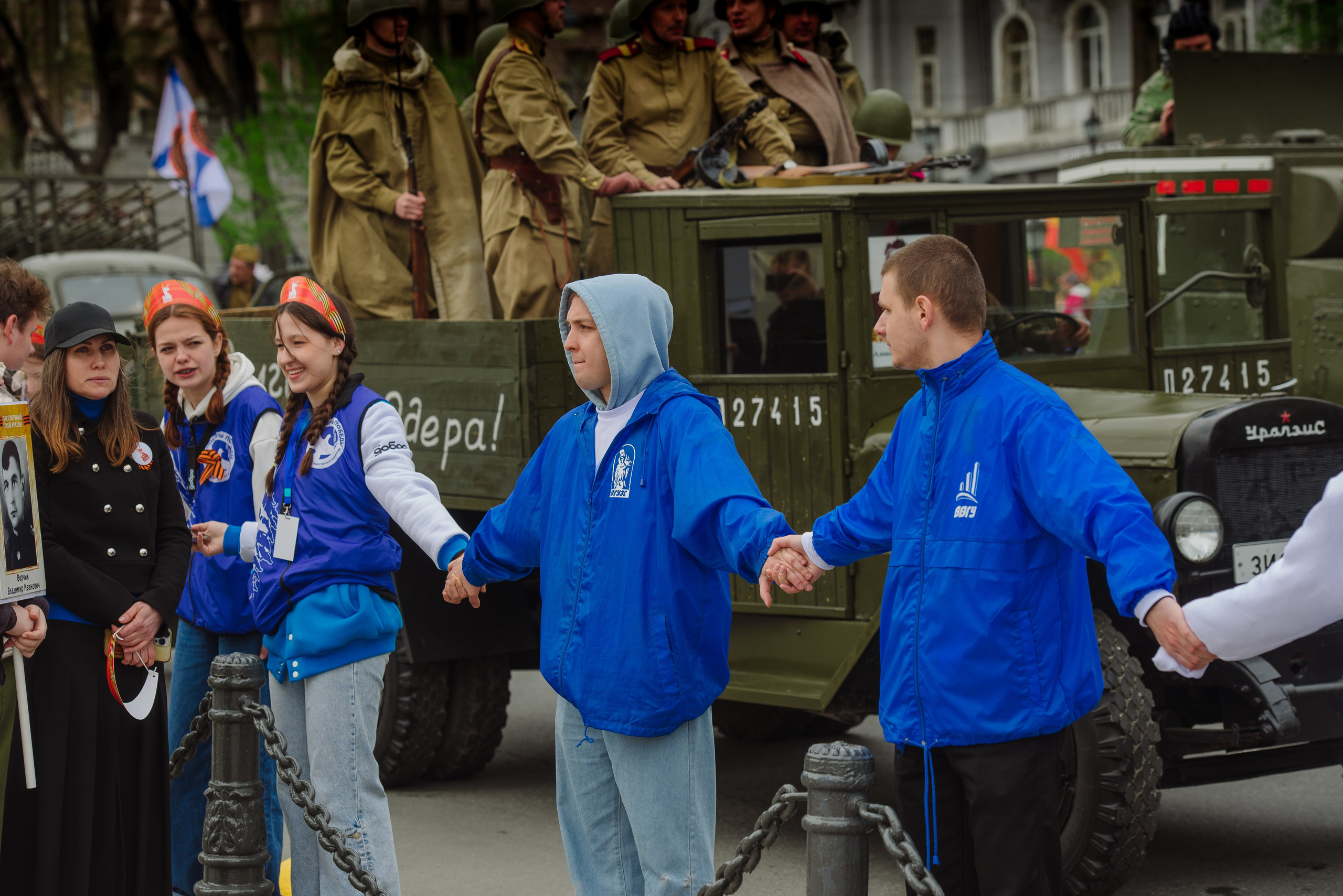 9 мая Центральная плащадь. Фотограф Мария Каюрова