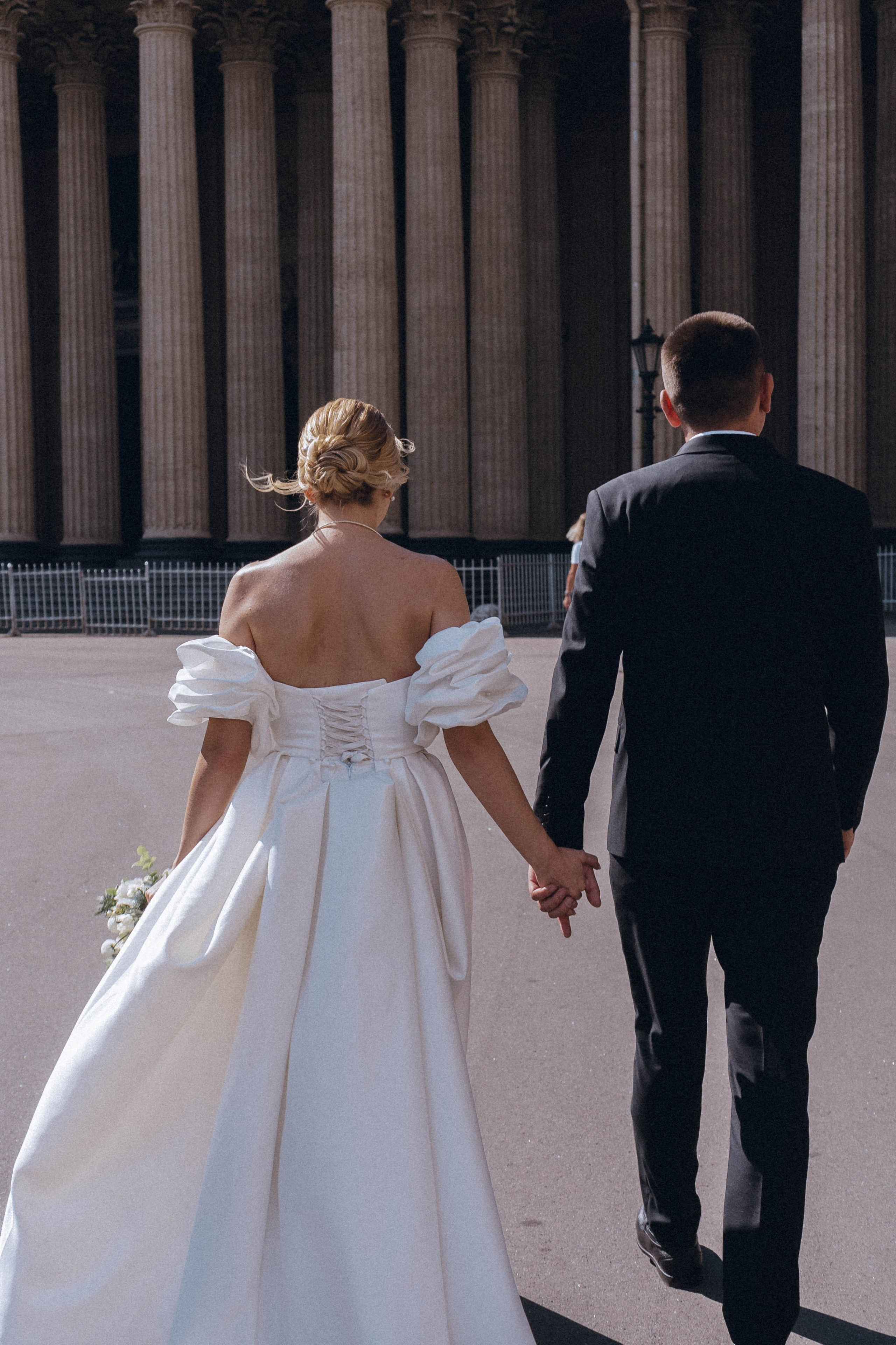 СВАДЕНБНАЯ СЬЕМКА НА КАТЕРЕ ПО КАНАЛАМ САНКТ-ПЕТЕРБУРГА И В АКВАТОРИИ НЕВЫ. Профессиональный фотограф, Санкт-Петербург — Виктория Богомолова