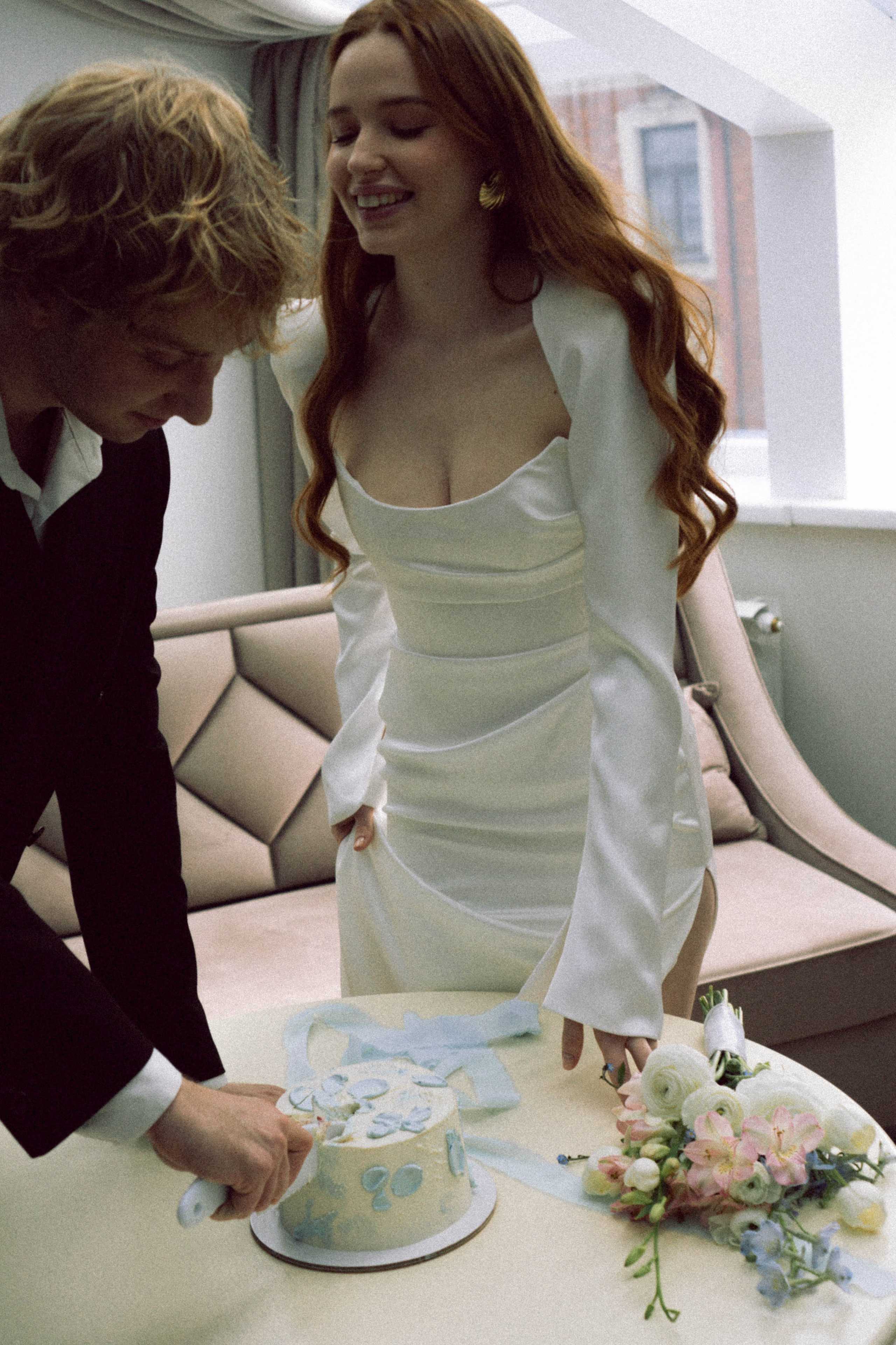 СВАДЕБНАЯ СЬЕМКА В ОТЕЛЕ. СБОРЫ ЖЕНИХА И НЕВЕСТЫ И ТАКЖЕ ТОР И ПОДГОТОВКА К ПРОГУЛКЕ. Профессиональный фотограф, Санкт-Петербург — Виктория Богомолова