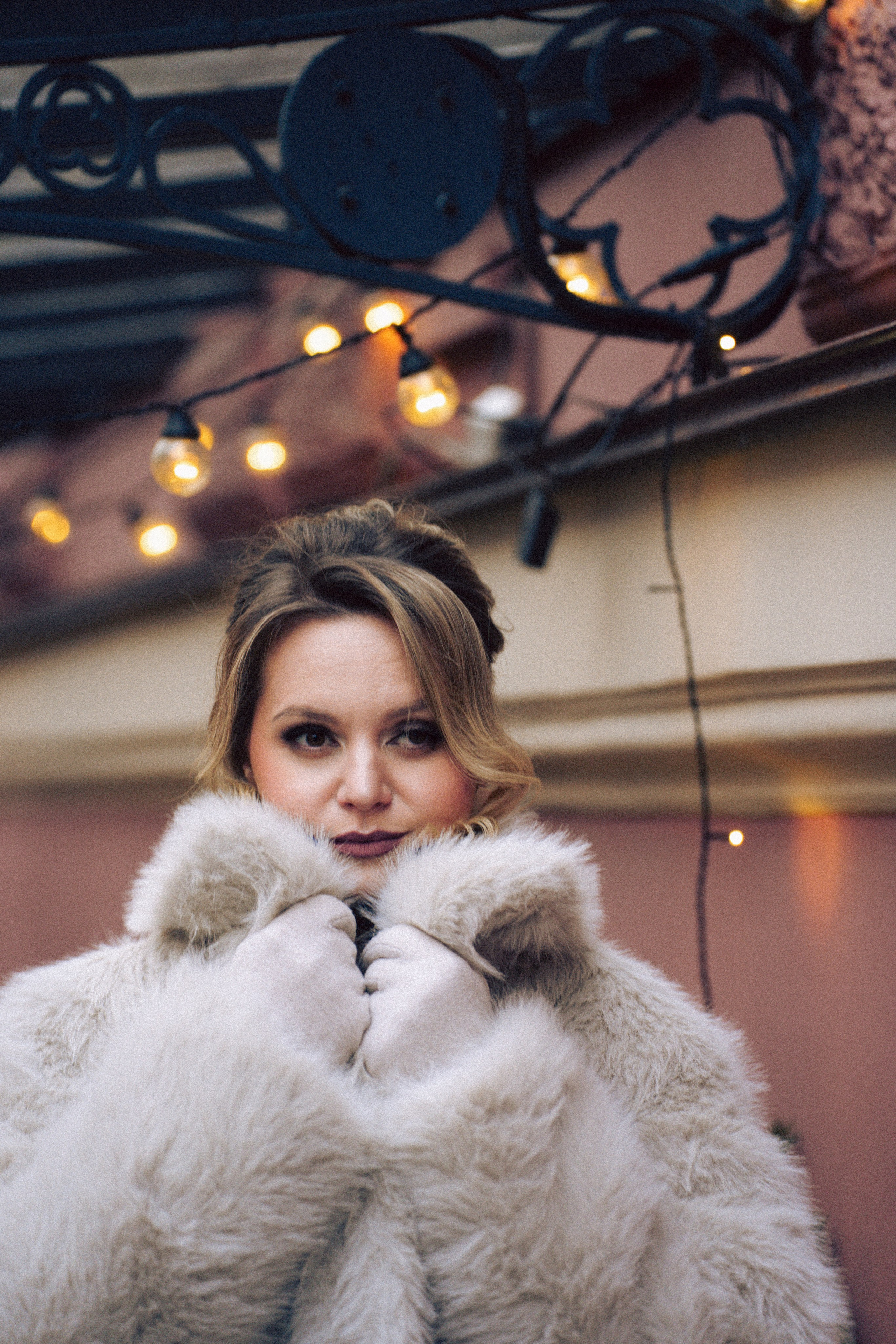 НОВОГОДНЯЯ ФОТОСЕСИИЯ В СТУДИИ ДЛЯ ДЕВУШКИ И ПРОГУЛКА ПО ЧЕРНЫШЕВСКОЙ. Профессиональный фотограф, Санкт-Петербург — Виктория Богомолова