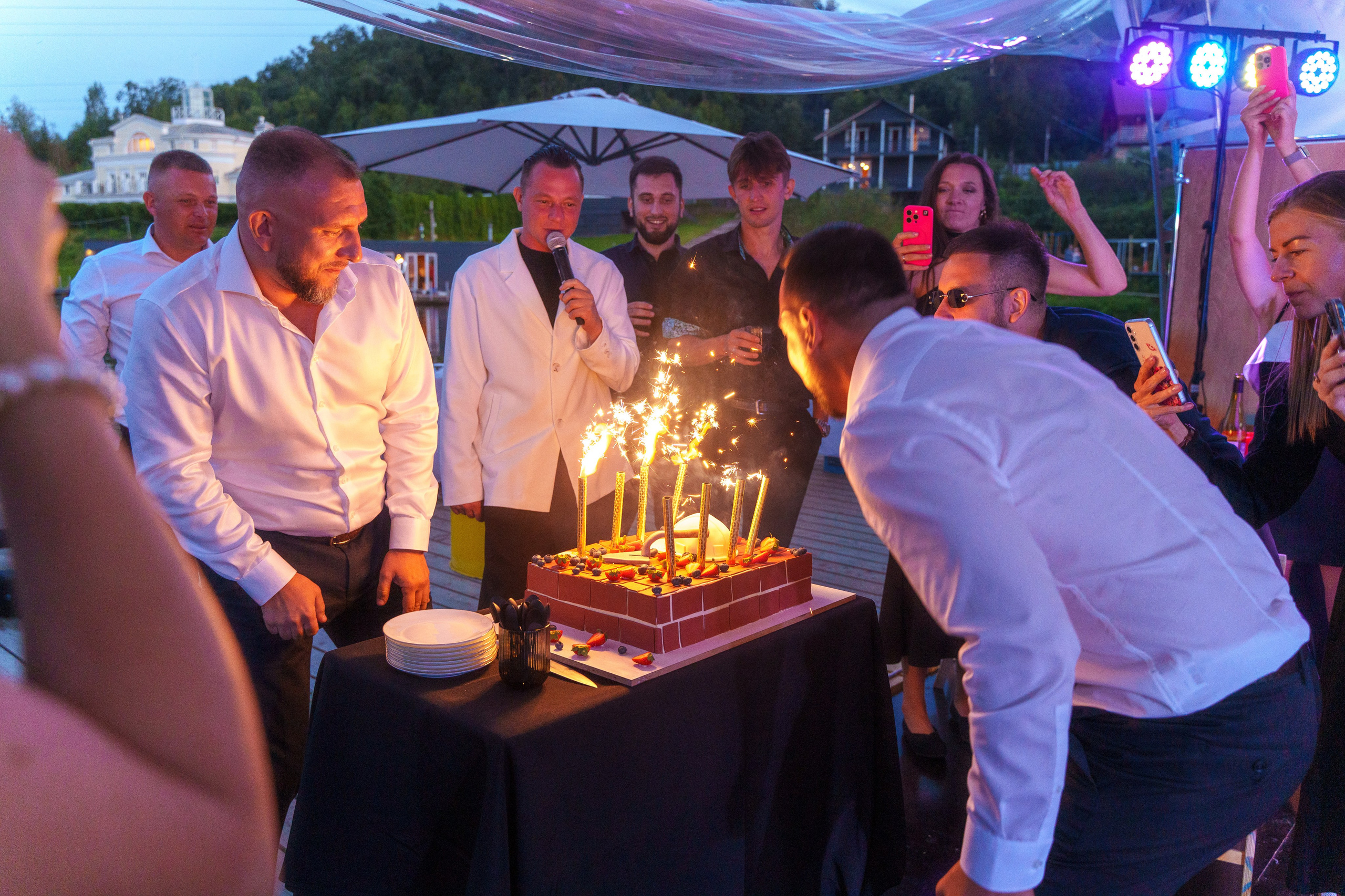 Тимбилдинг