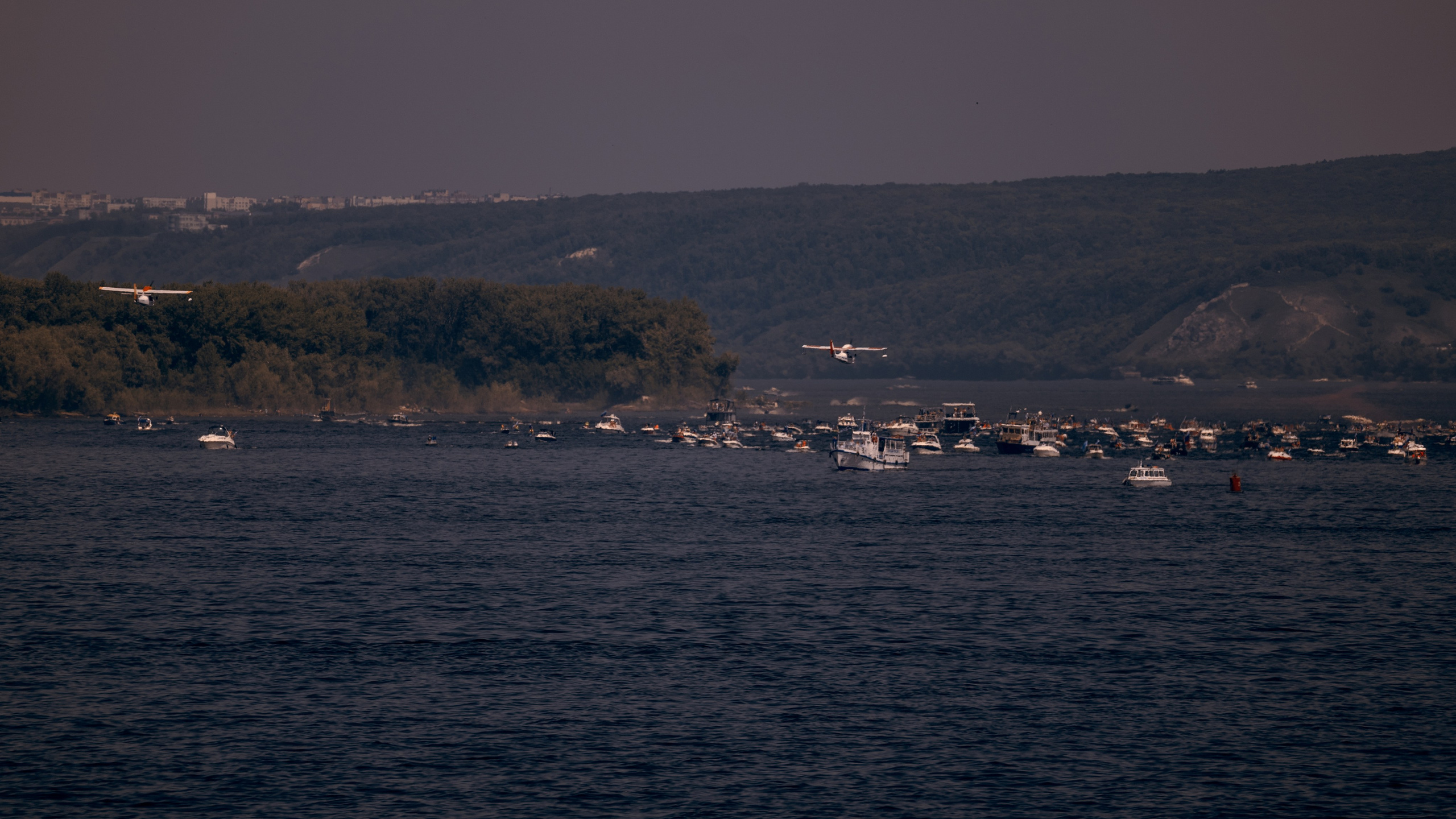 Парад судов. Фотограф в Самаре Вадим Грязнов