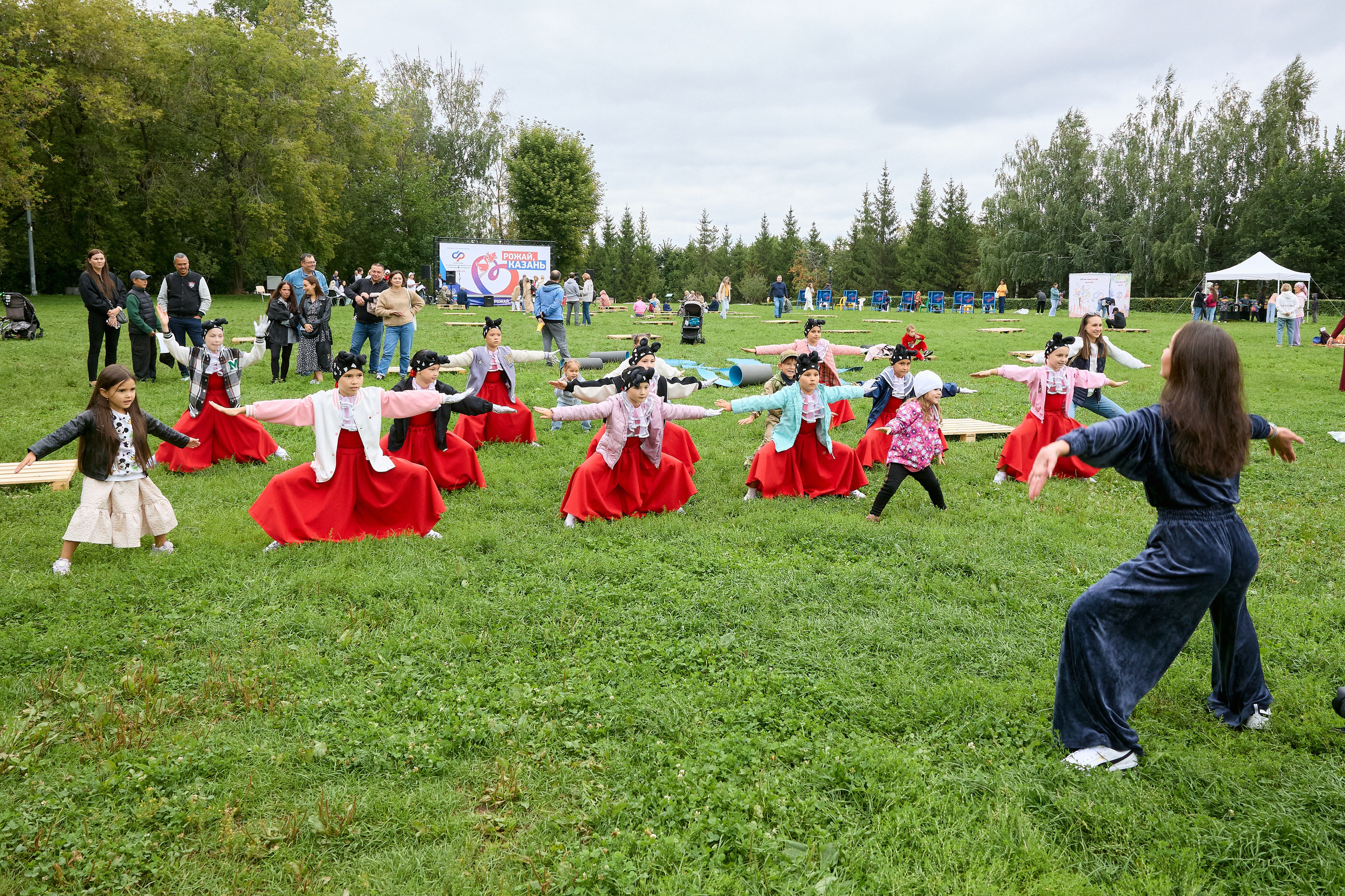 Рожай, Казань!. Мое имя Раиль. Я репортажный фотограф в Казани, так же мой любимый жанр — свадебный фотограф