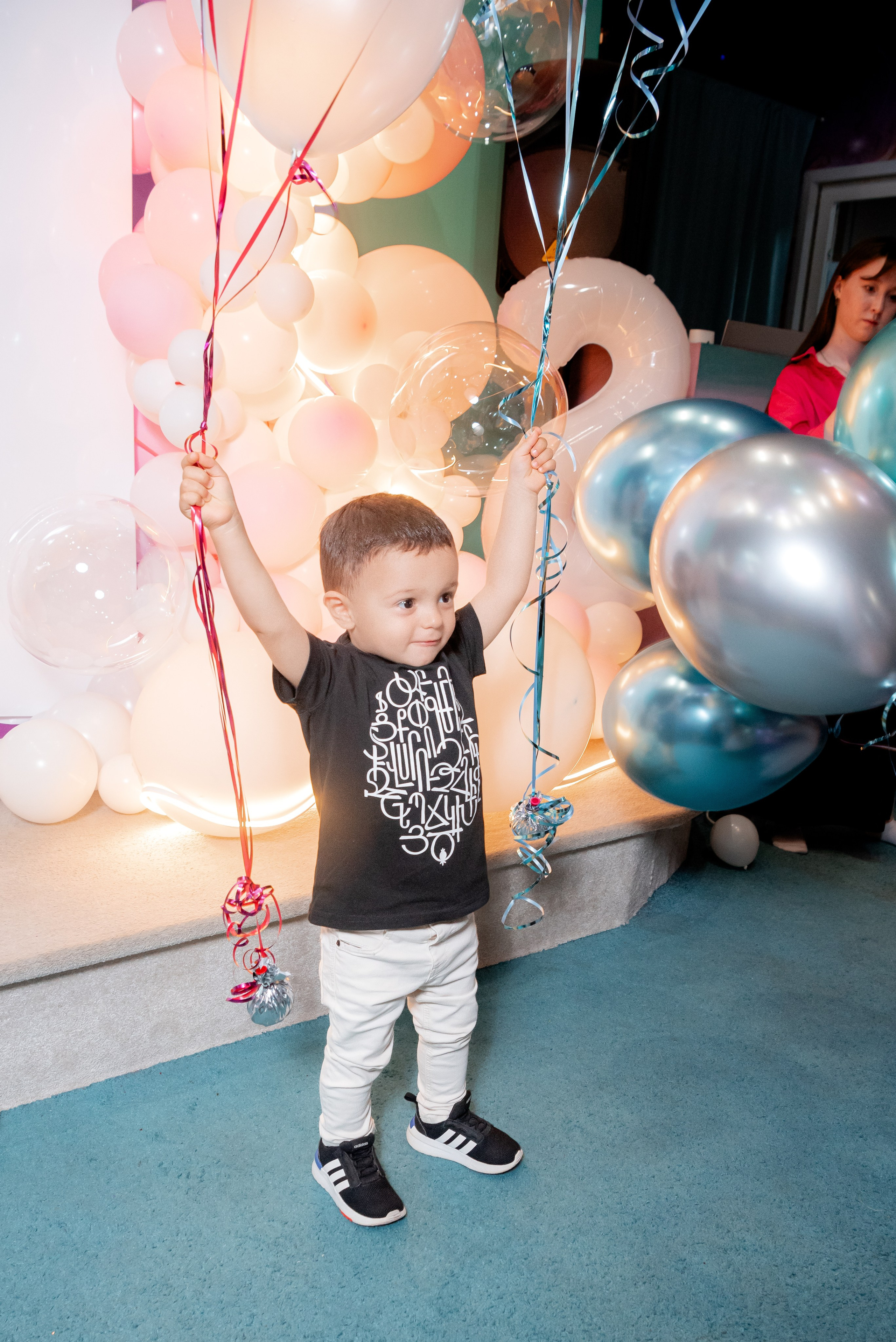 ДР Рая и Стелла в детская комната Сказочный Отель. Фотограф в Волгограде и Волжском Александр Горбань