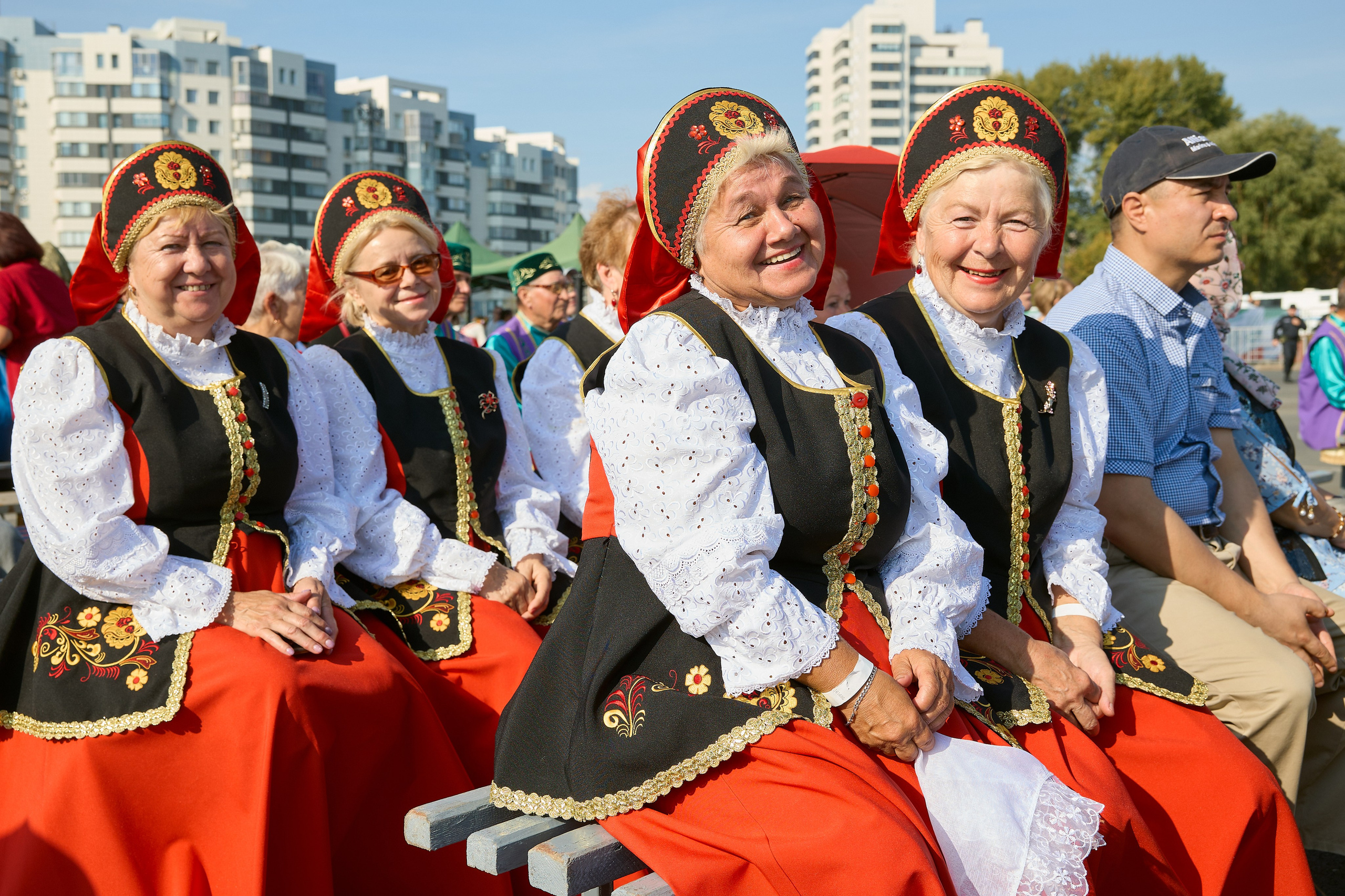 Фестиваль ЖИЗНЕЛЮБ. Мое имя Раиль. Я репортажный фотограф в Казани, так же мой любимый жанр — свадебный фотограф