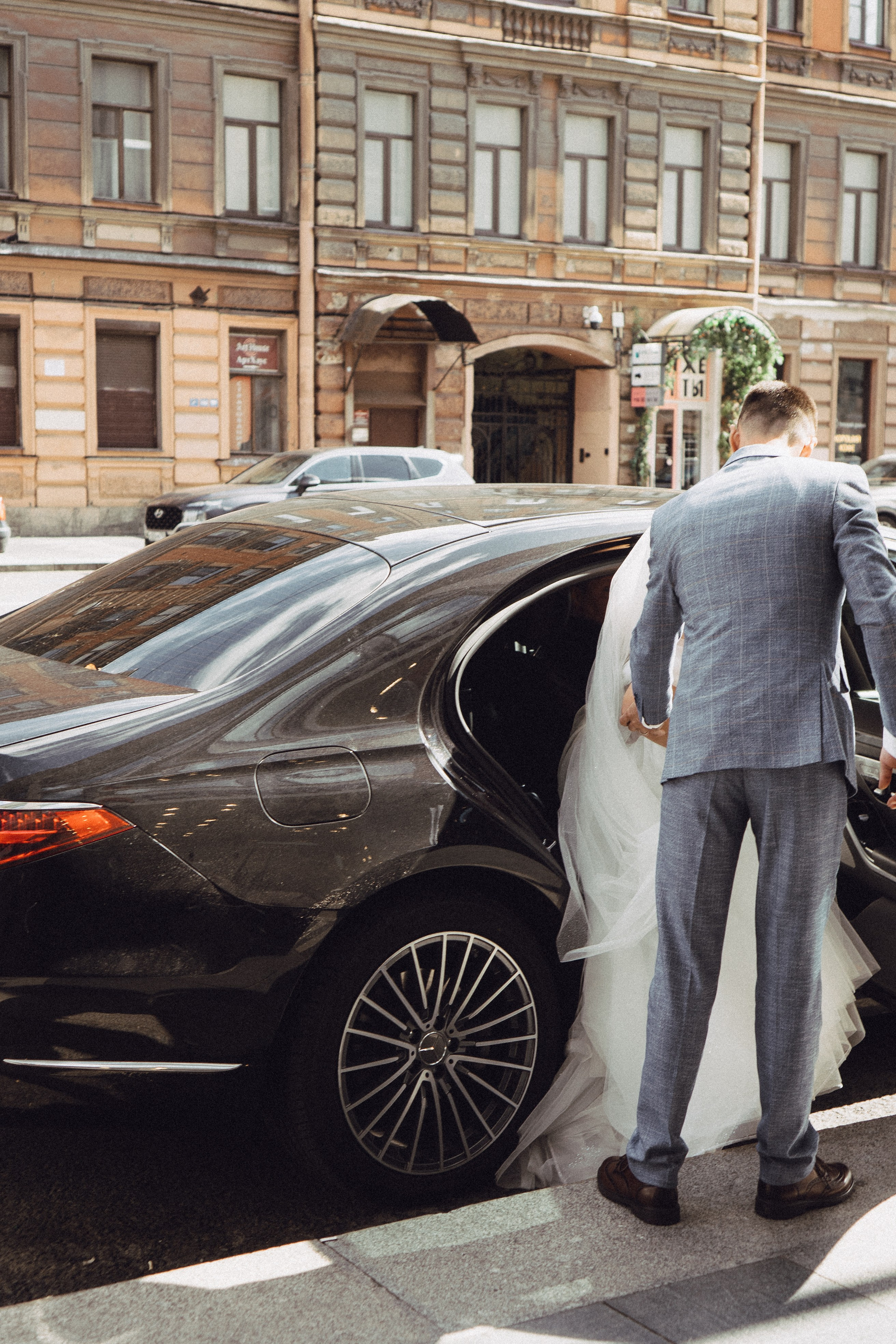 СВАДЕБНАЯ ПРОГУЛКА РЕСТОРАН МЫ ЖЕ НА ТЫ И ФОТОСЕССИИЯ С АВТОМОБИЛЕМ. Профессиональный фотограф, Санкт-Петербург — Виктория Богомолова