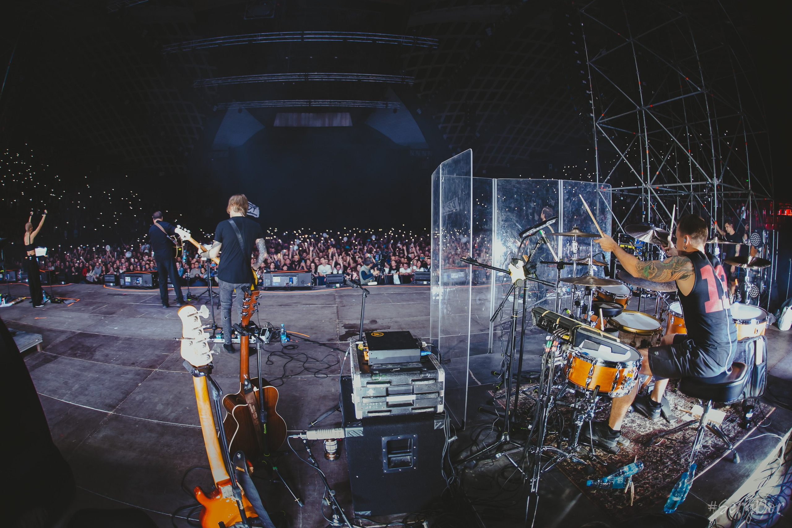 ДДТ, DDT, Ереван, 03.11.2024, СКК, Спортивно-концертный комплекс имени Карена Демирчяна, Երևան, Армения, большой концерт, 3 ноября 2024 года, Юрий Шевчук, SergDor, #SergDor