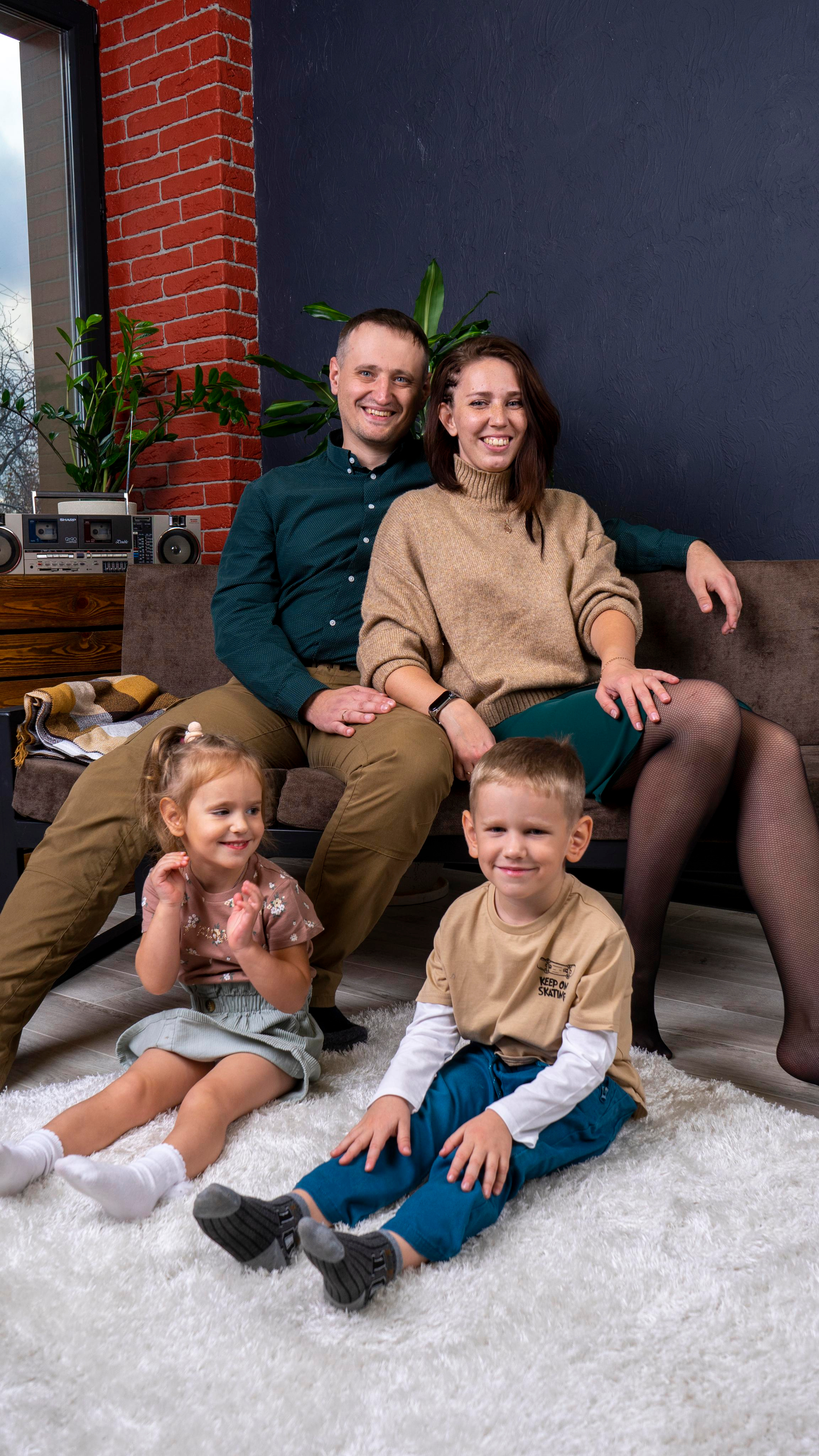 Артур, Дарья, Мира, Максим. Фотограф Ахмедов Эльдар Чита