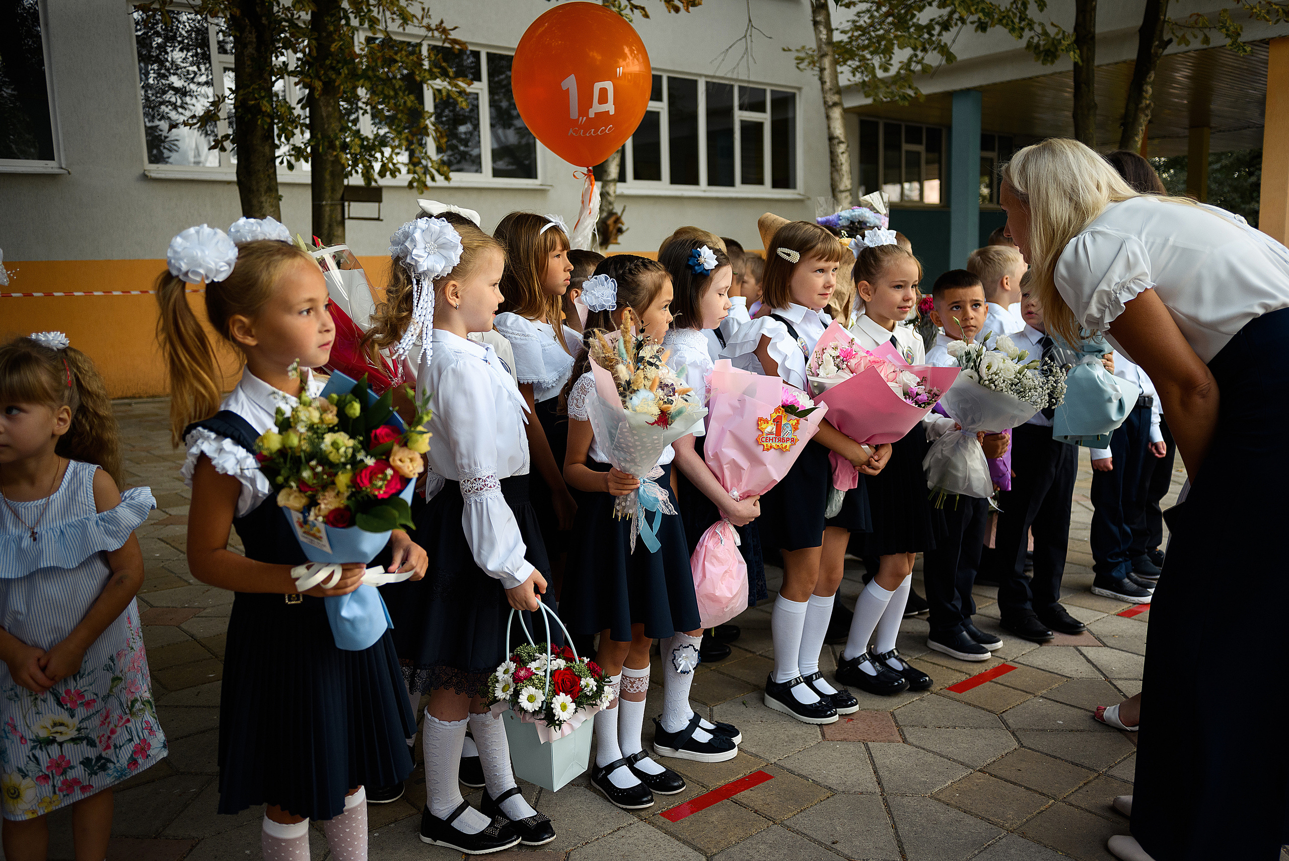 Линейка 1Д Гимназия 118. Свадебный и семейный фотограф в Ростове-на-Дону Алина Астахова