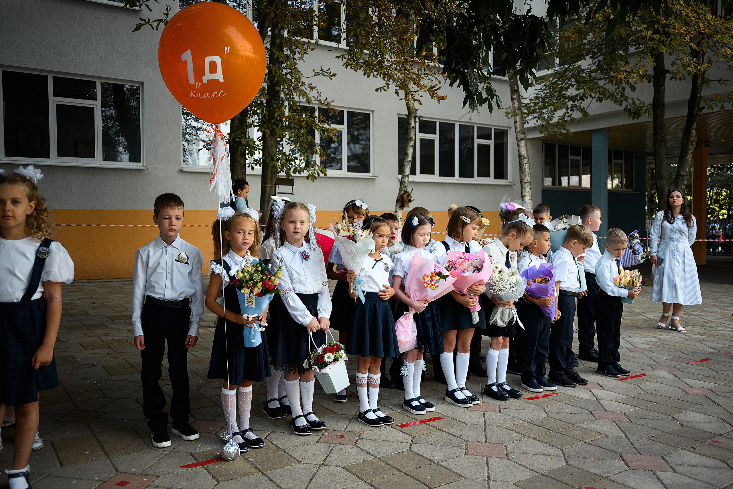 Линейка 1Д Гимназия 118. Свадебный и семейный фотограф в Ростове-на-Дону Алина Астахова