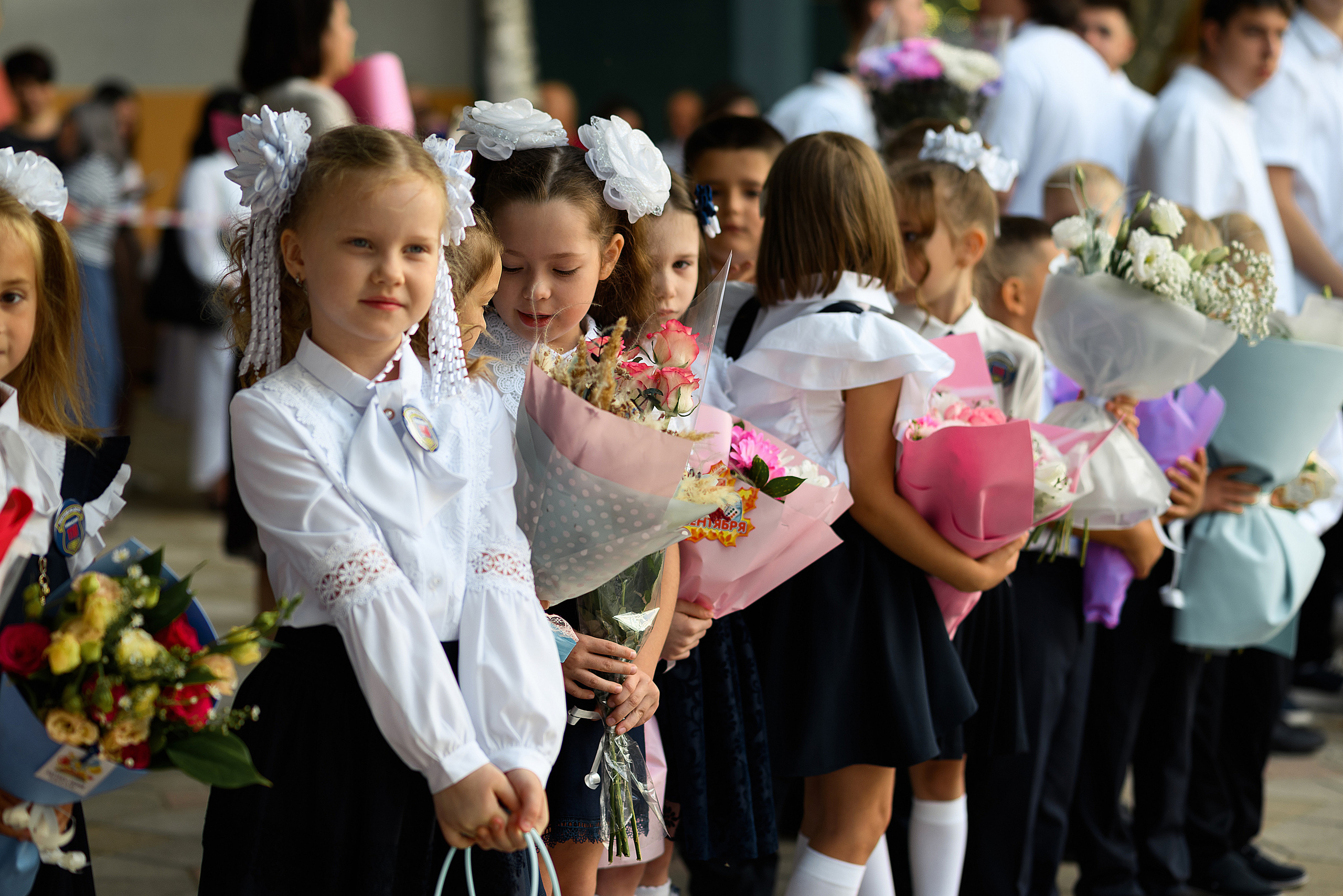 Линейка 1Д Гимназия 118. Свадебный и семейный фотограф в Ростове-на-Дону Алина Астахова