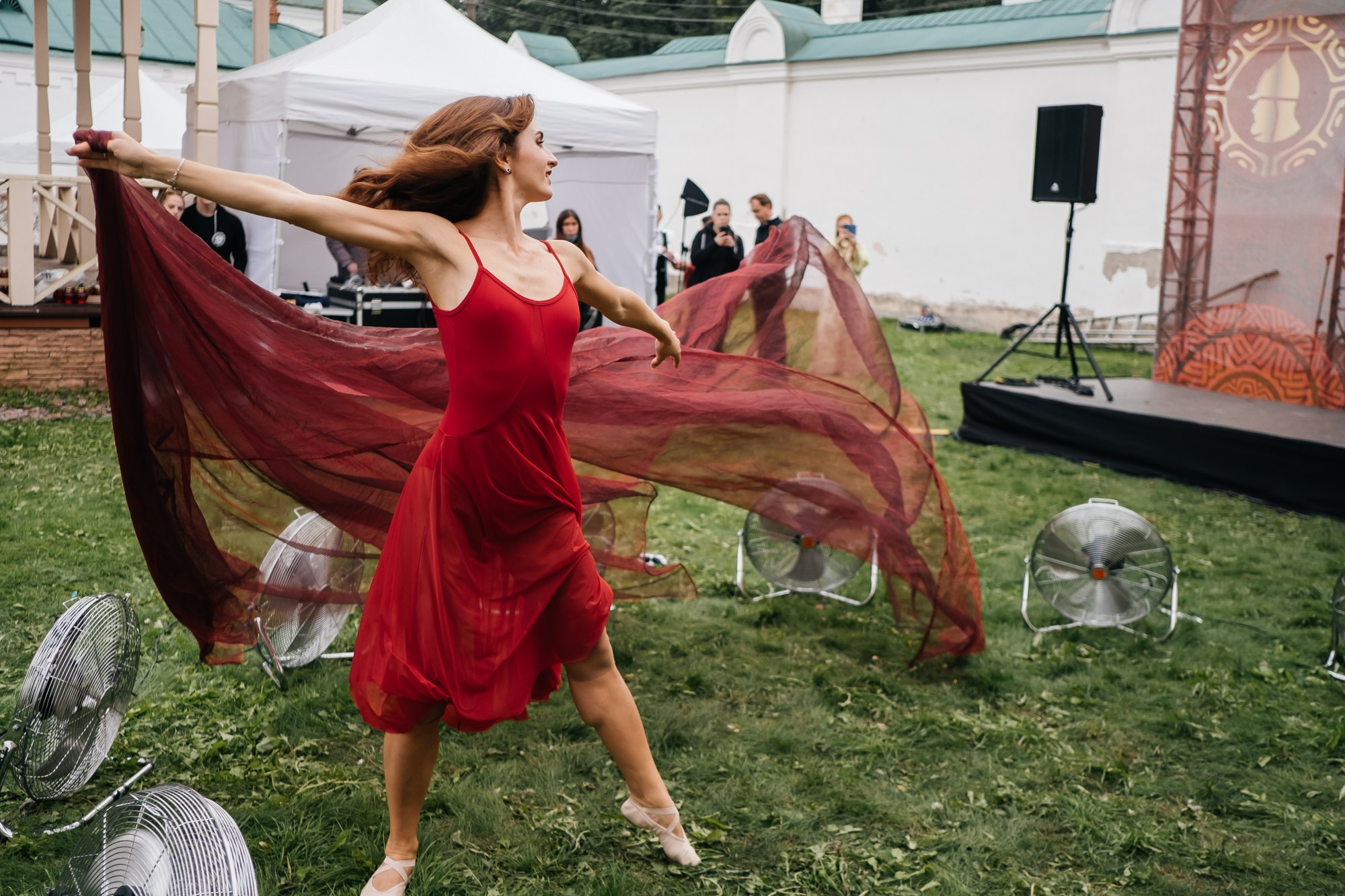 Всероссийский форум «12 подвигов Александра Невского» | Старая Ладога 2021. Репортажный фотограф в Санкт-Петербурге СПБ Алиса Ческидова на ваше мероприятие