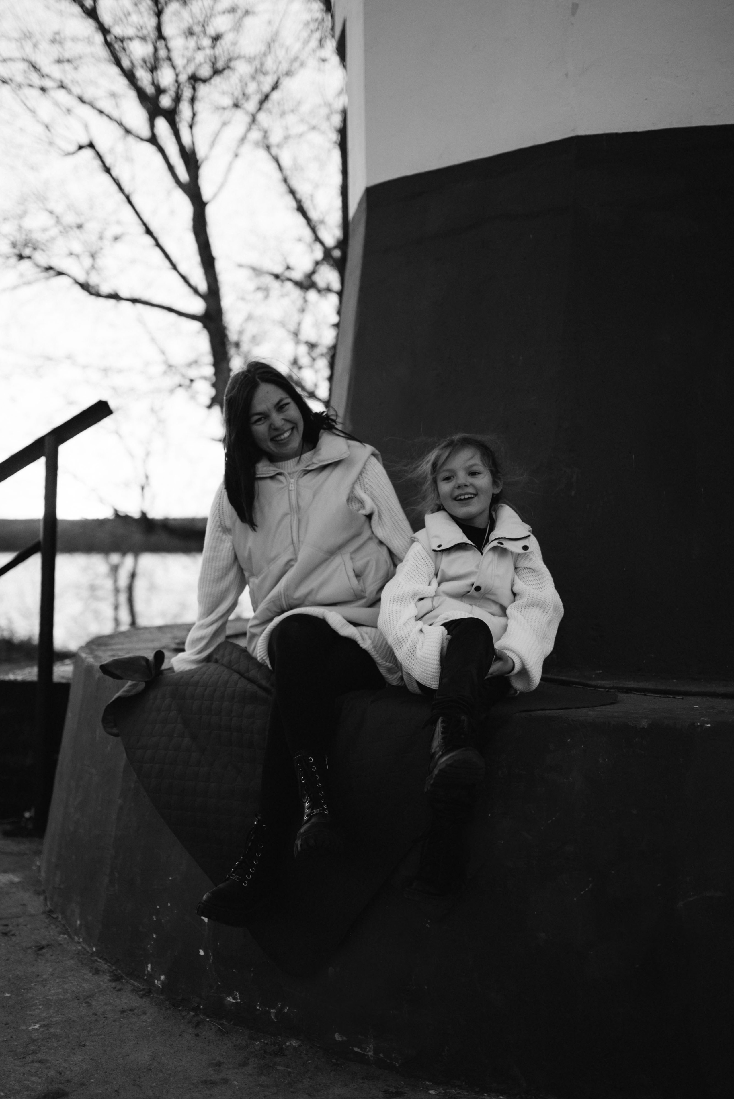 Катя и Варя (маяк). Семейная фотосессия в Новосибирске от фотографа Ольги Коваль