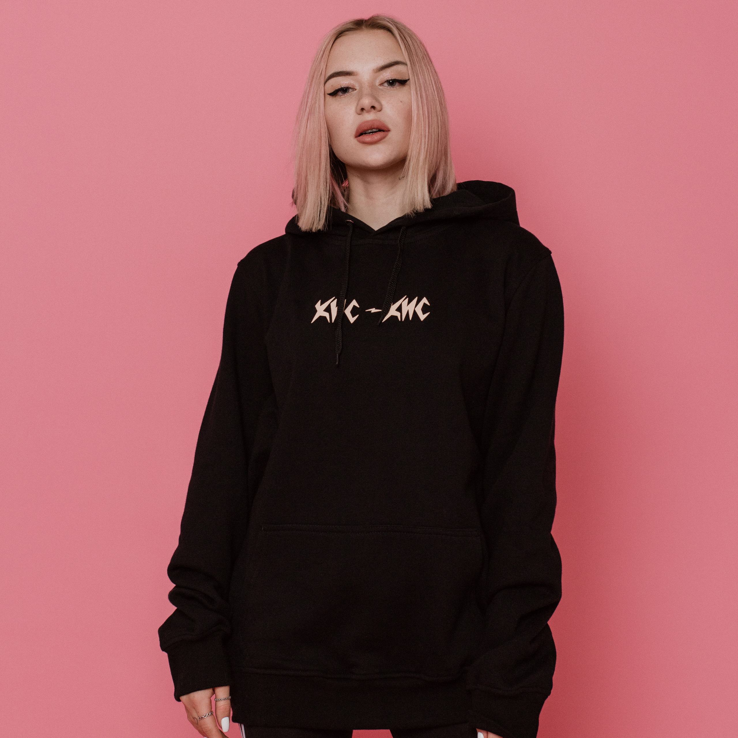 Мерч группы «КИС-КИС». Фотограф в Санкт-Петербурге Мария Алеканд