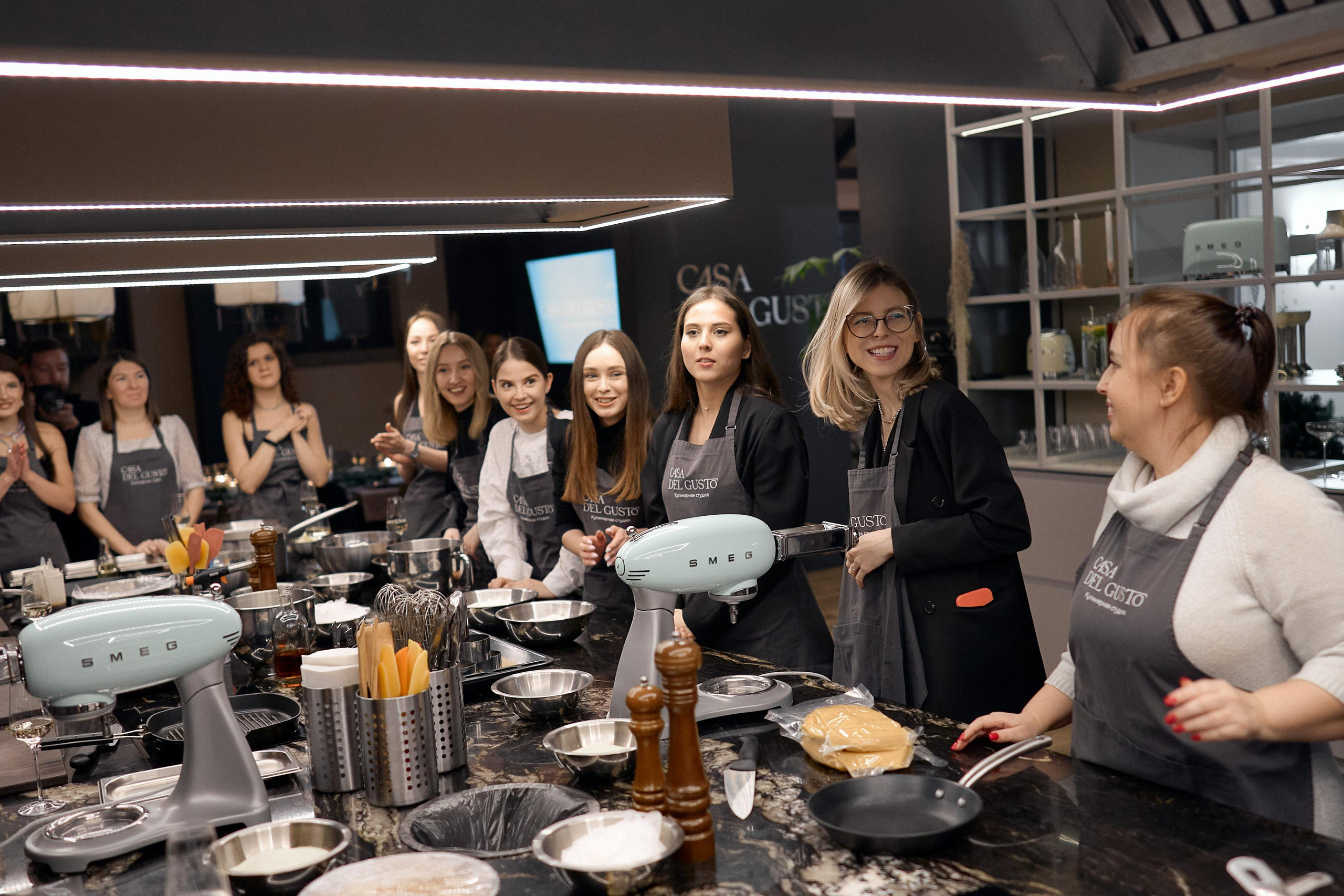 BOSSY LADY CELEBRATE