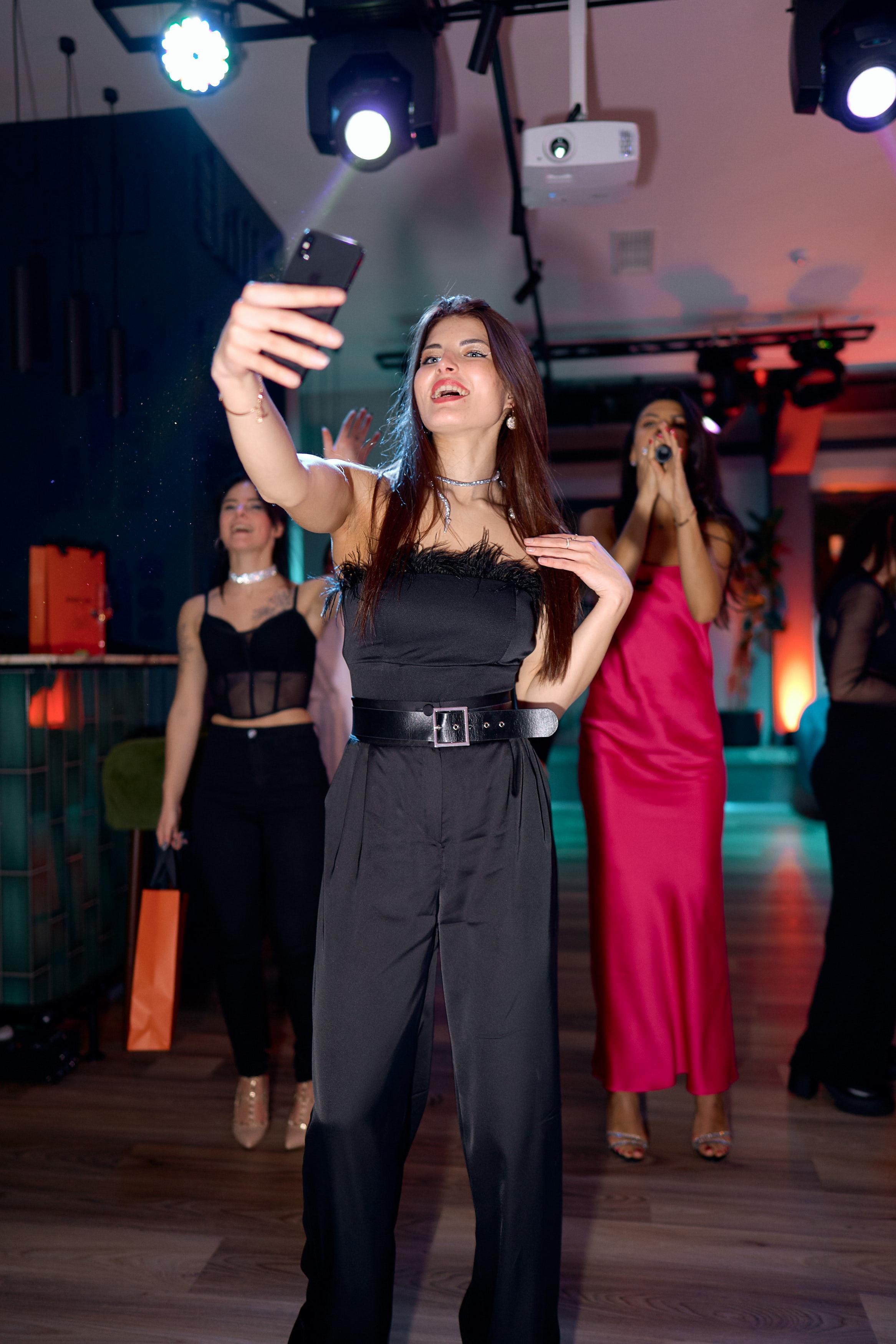 BOSSY LADY CELEBRATE