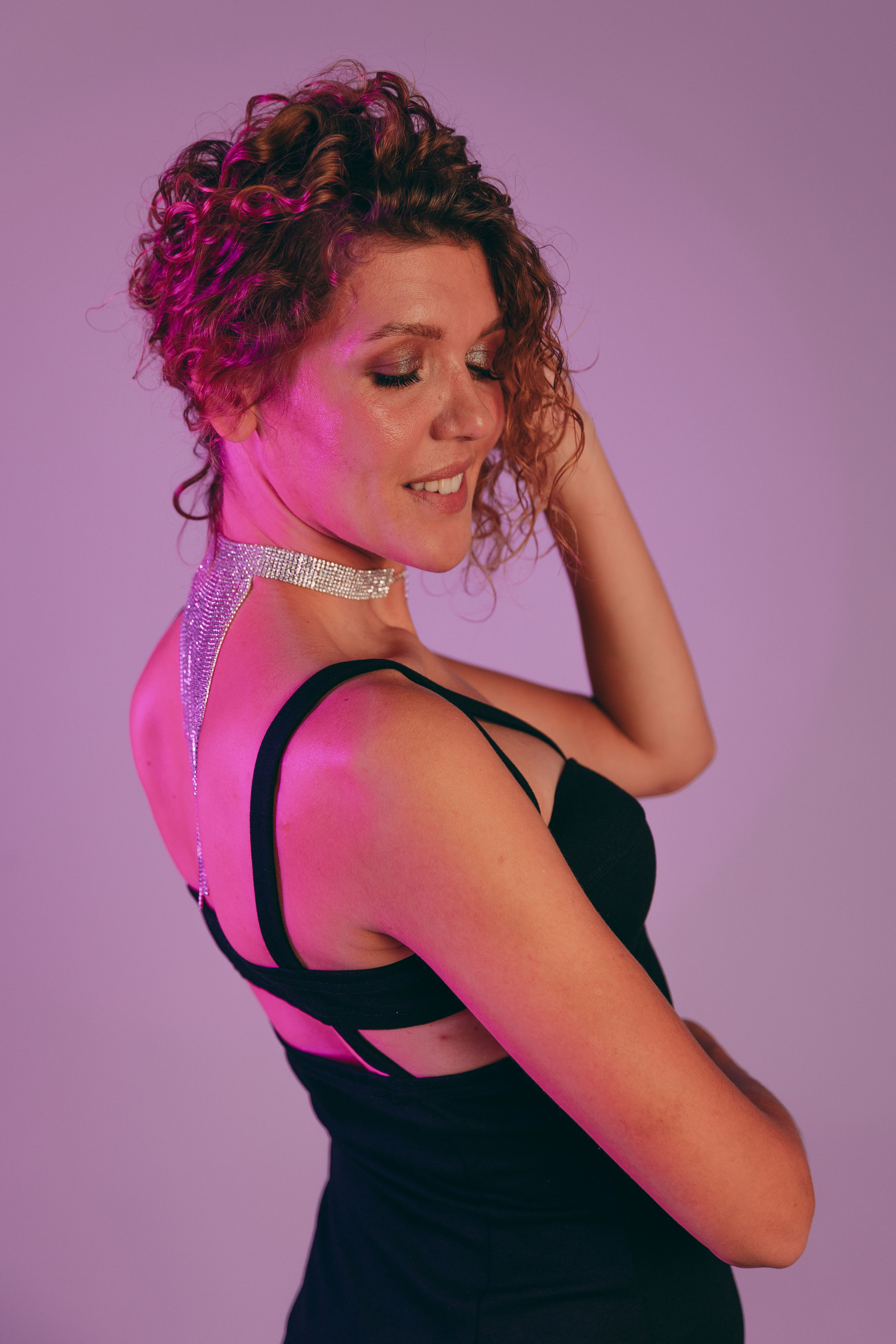 Настя, циклорама + маски гобо. Семейный фотограф в Санкт-Петербурге Алиса Мохова