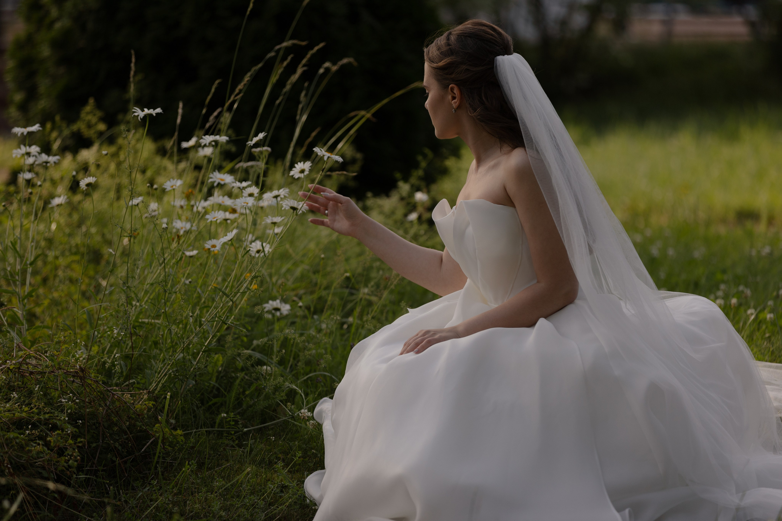 Виталий и Полина: свадьба загородом, где дождь не помеха. @dariazphoto свадебный фотограф