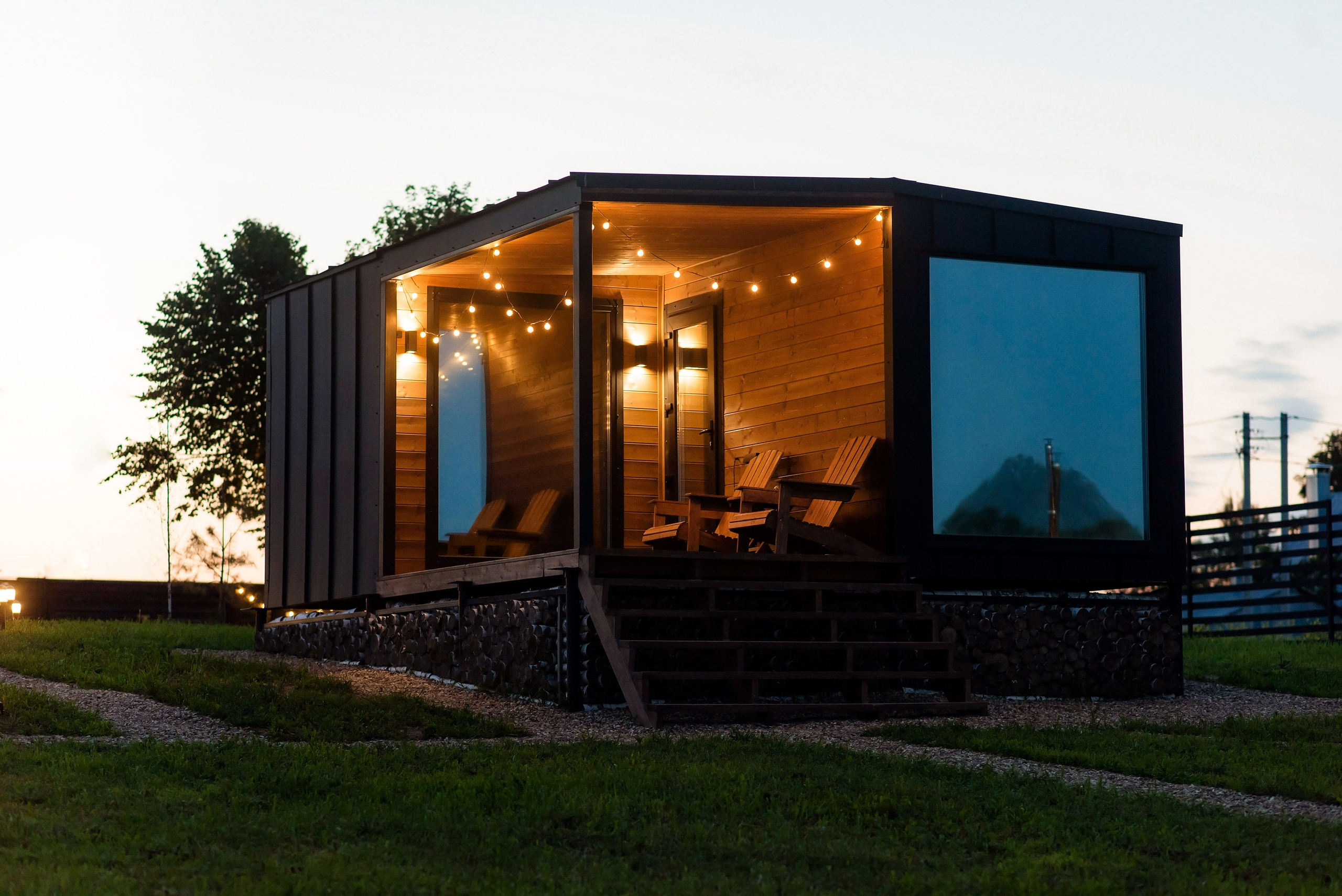 Наша территория. Глэмпинг. Аренда дома для отдыха в Брянске. Банный чан, зона BBQ. Дом на озере в Брянске. Отдых Брянск