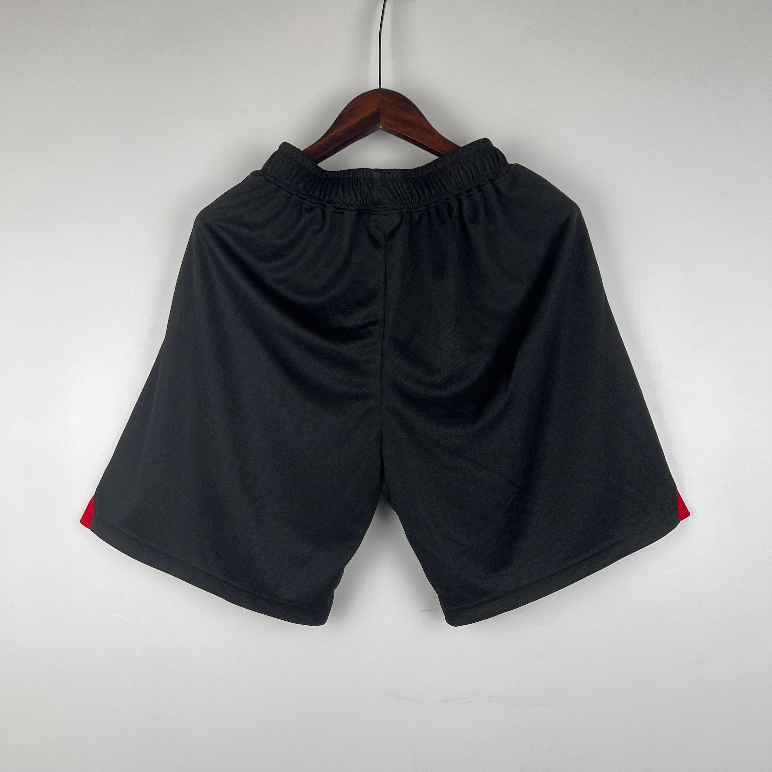 Купить футбольные шорты AC Milan 2023-2024. Футбольный магазин — ssw_magazin