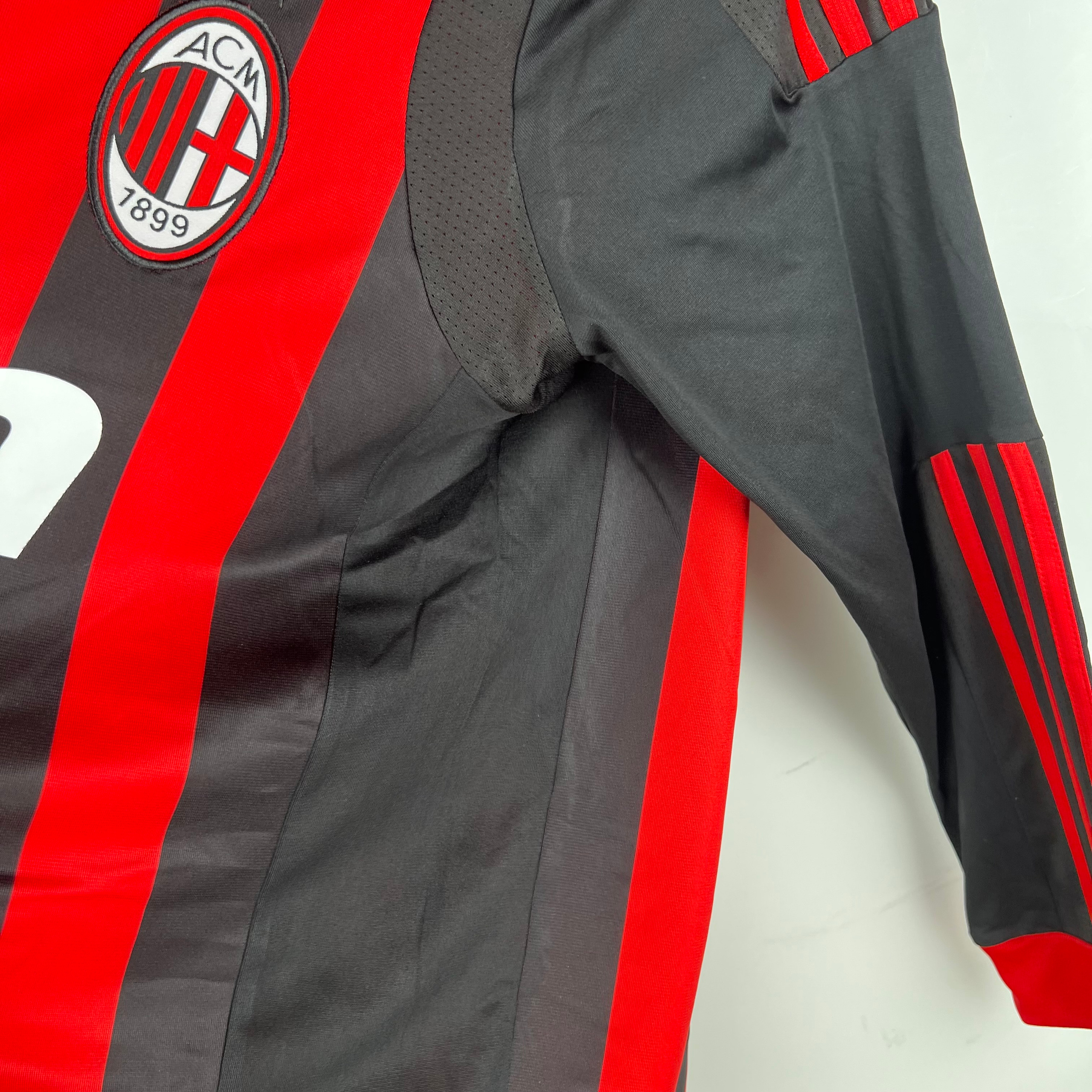 Ретро лонгслив AC Milan 2009-2010 купить. Футбольный магазин — ssw_magazin