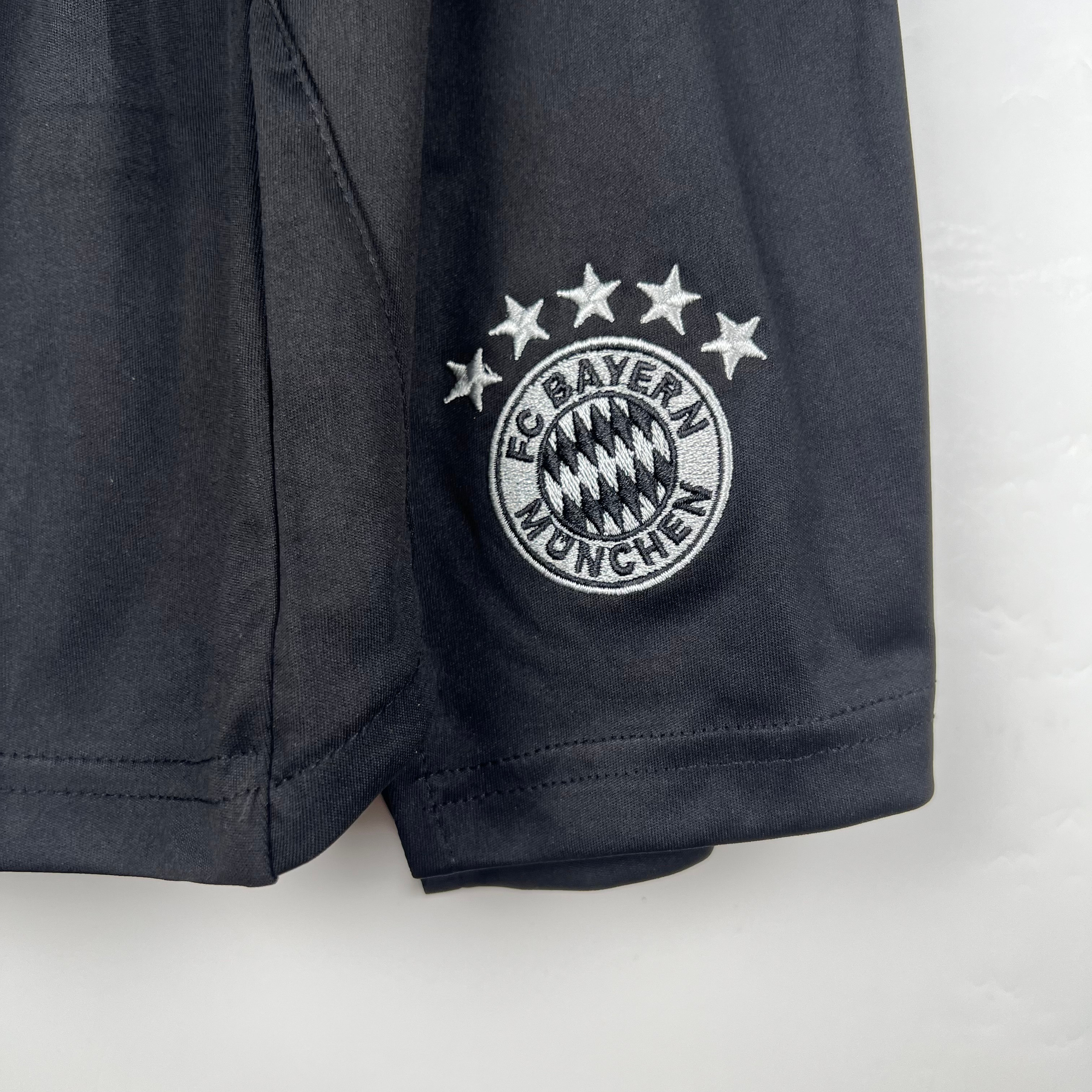 Вратарская футболка детская Bayern Munich 2023-2024. Футбольный магазин — ssw_magazin