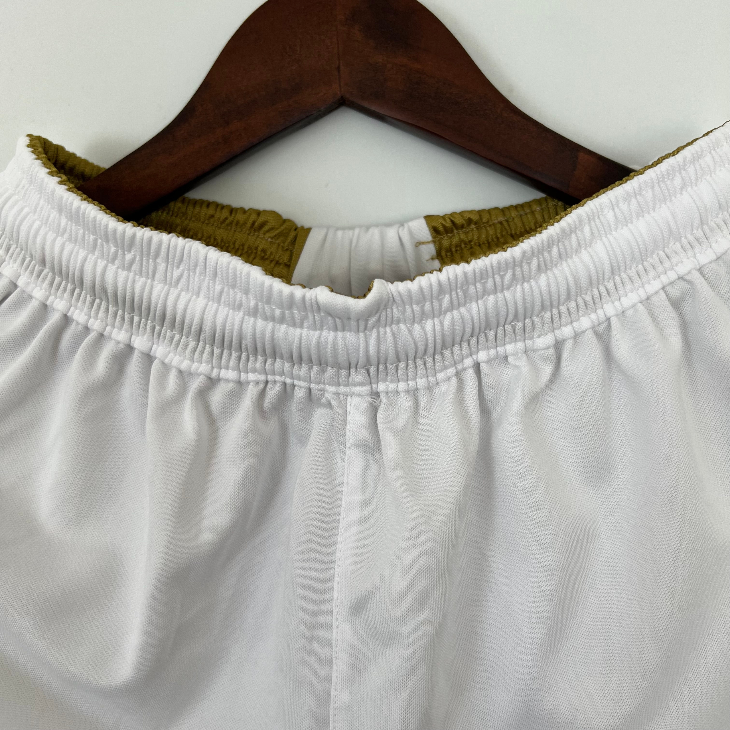 Купить ретро шорты Real Madrid 2011/2012. Футбольный магазин — ssw_magazin