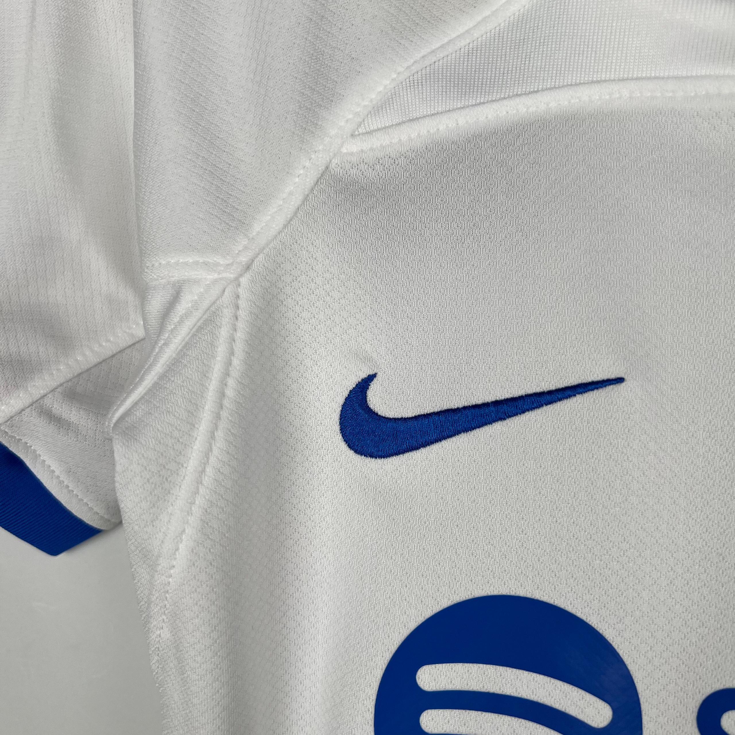 Детская выездная футбольная форма Barcelona 2023 — купить. Футбольный магазин — ssw_magazin