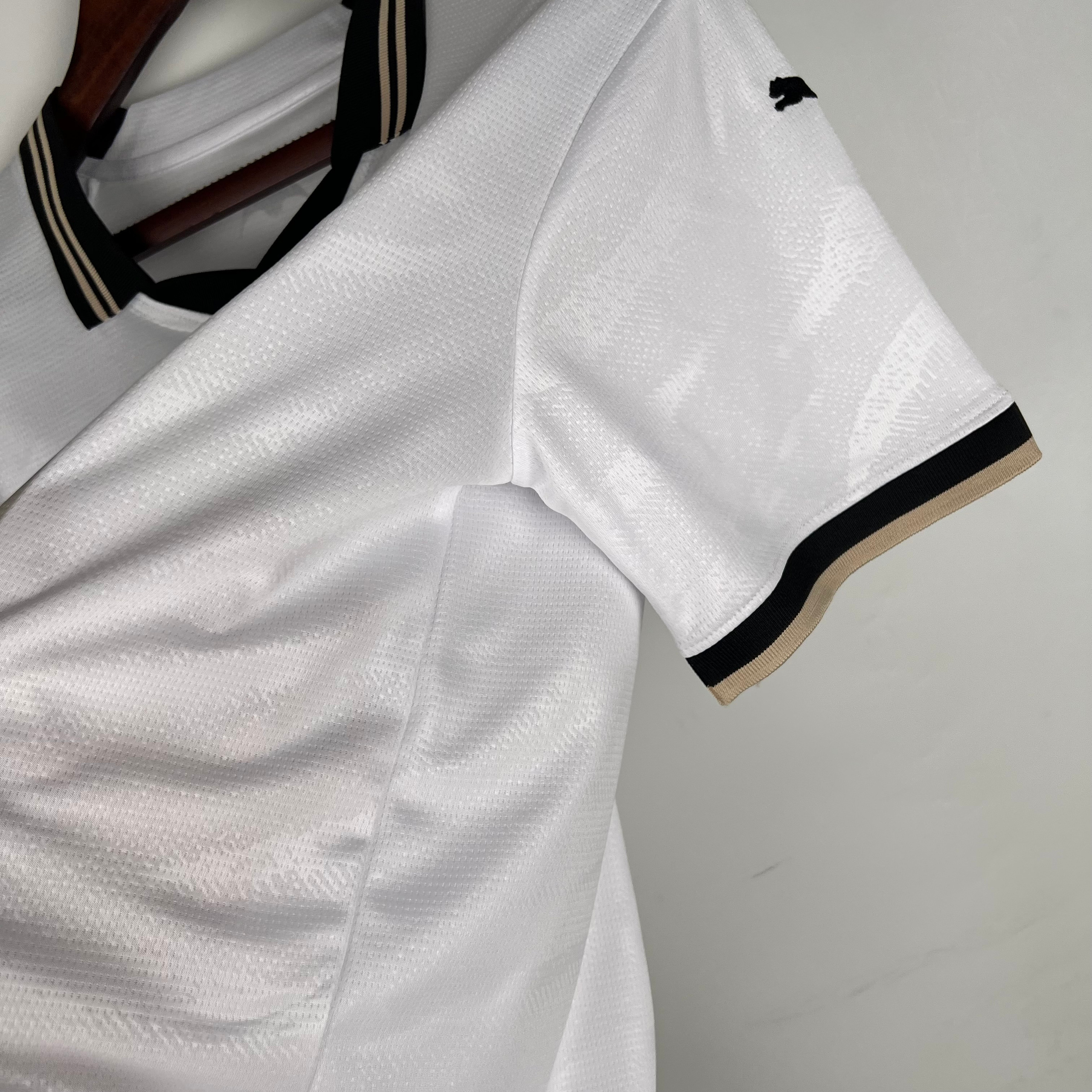 Домашняя джерси Valencia 2023/2024. Футбольный магазин — ssw_magazin