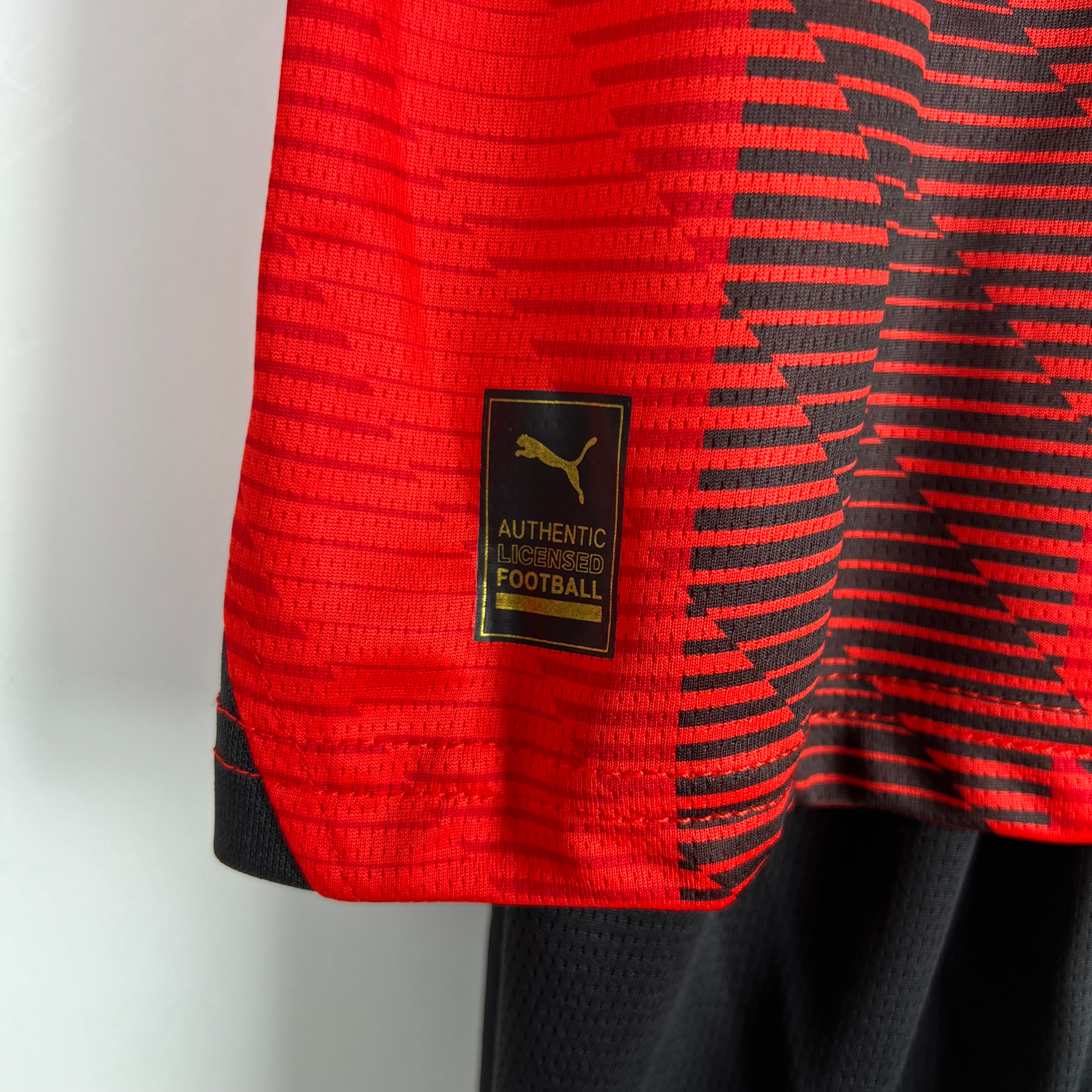 Домашняя футболка детская AC Milan 2023-2024. Футбольный магазин — ssw_magazin