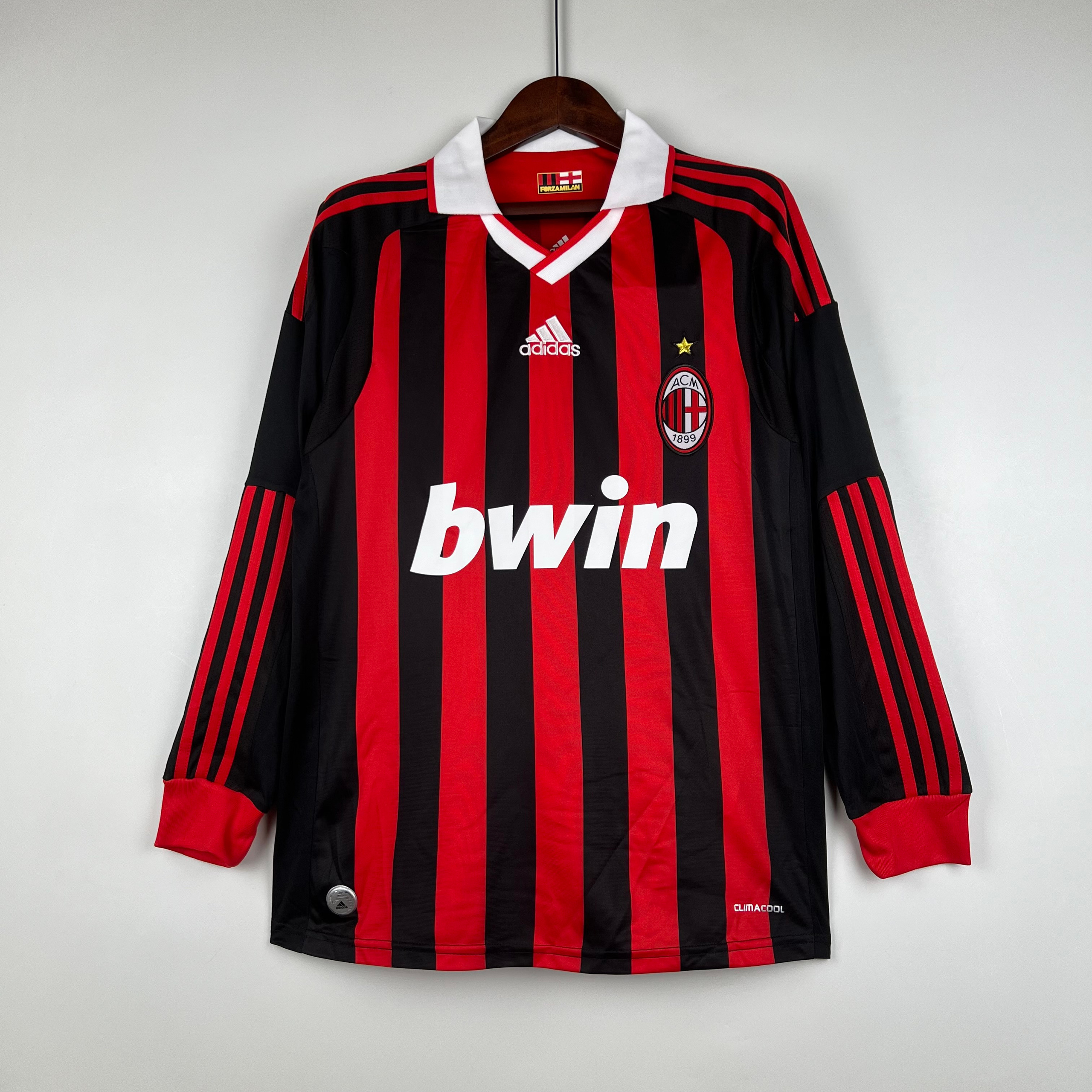 Ретро лонгслив AC Milan 2009-2010 купить. Футбольный магазин — ssw_magazin
