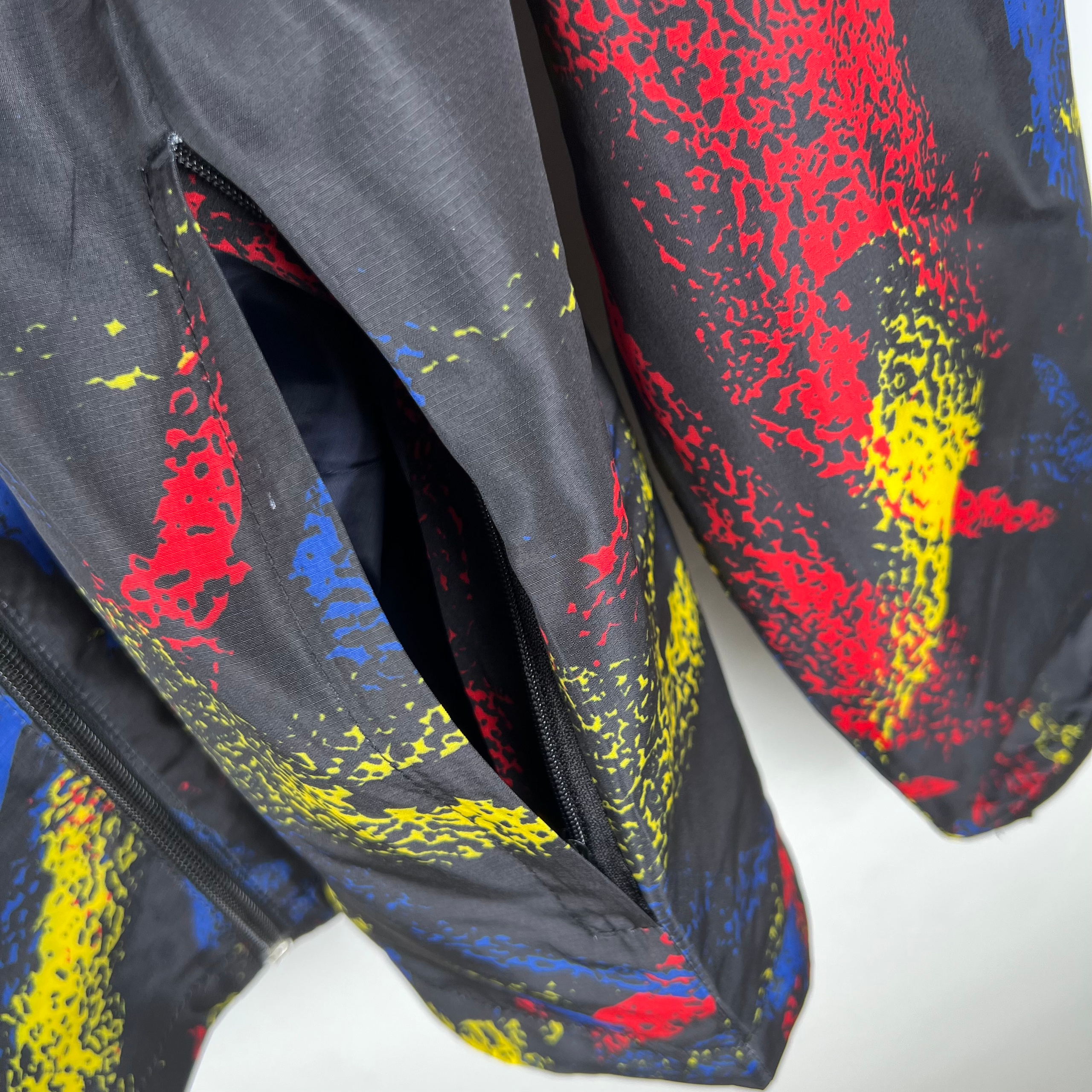 Ветровка сборной Кореи купить по цене 4900 рублей. Футбольный магазин — ssw_magazin