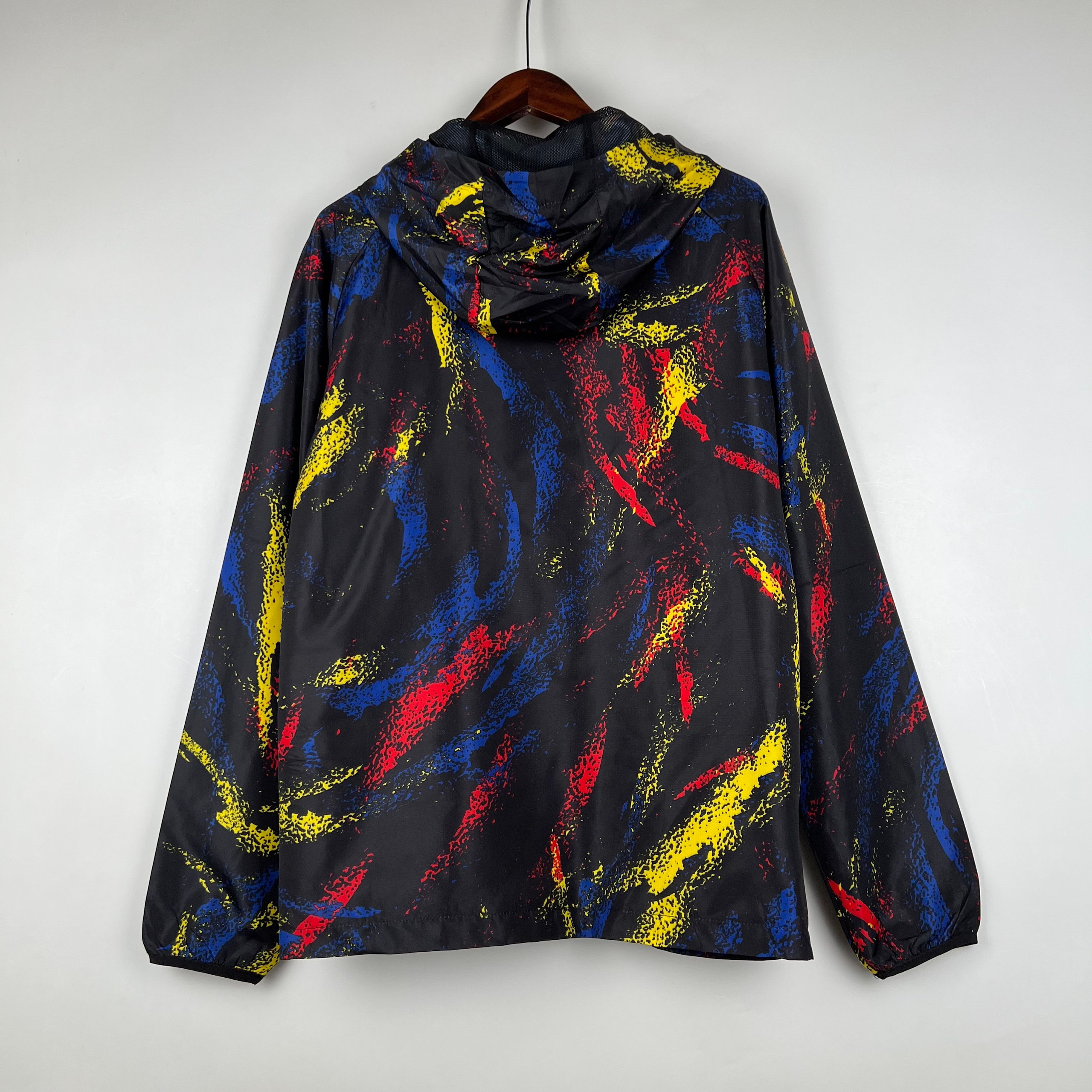 Ветровка сборной Кореи купить по цене 4900 рублей. Футбольный магазин — ssw_magazin