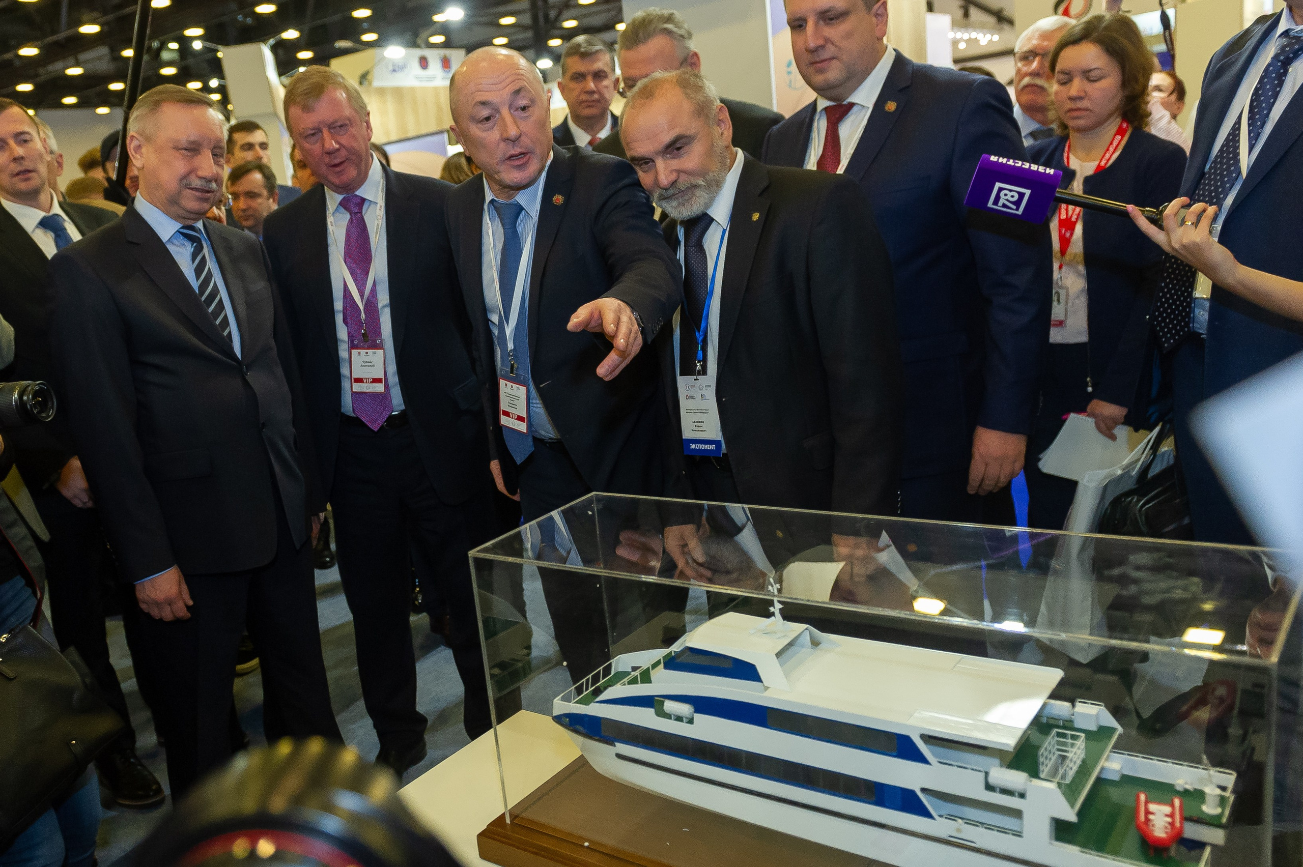 Фотосъемка конференций и форумов в Петербурге. Фотограф в Петербурге Олег Золото