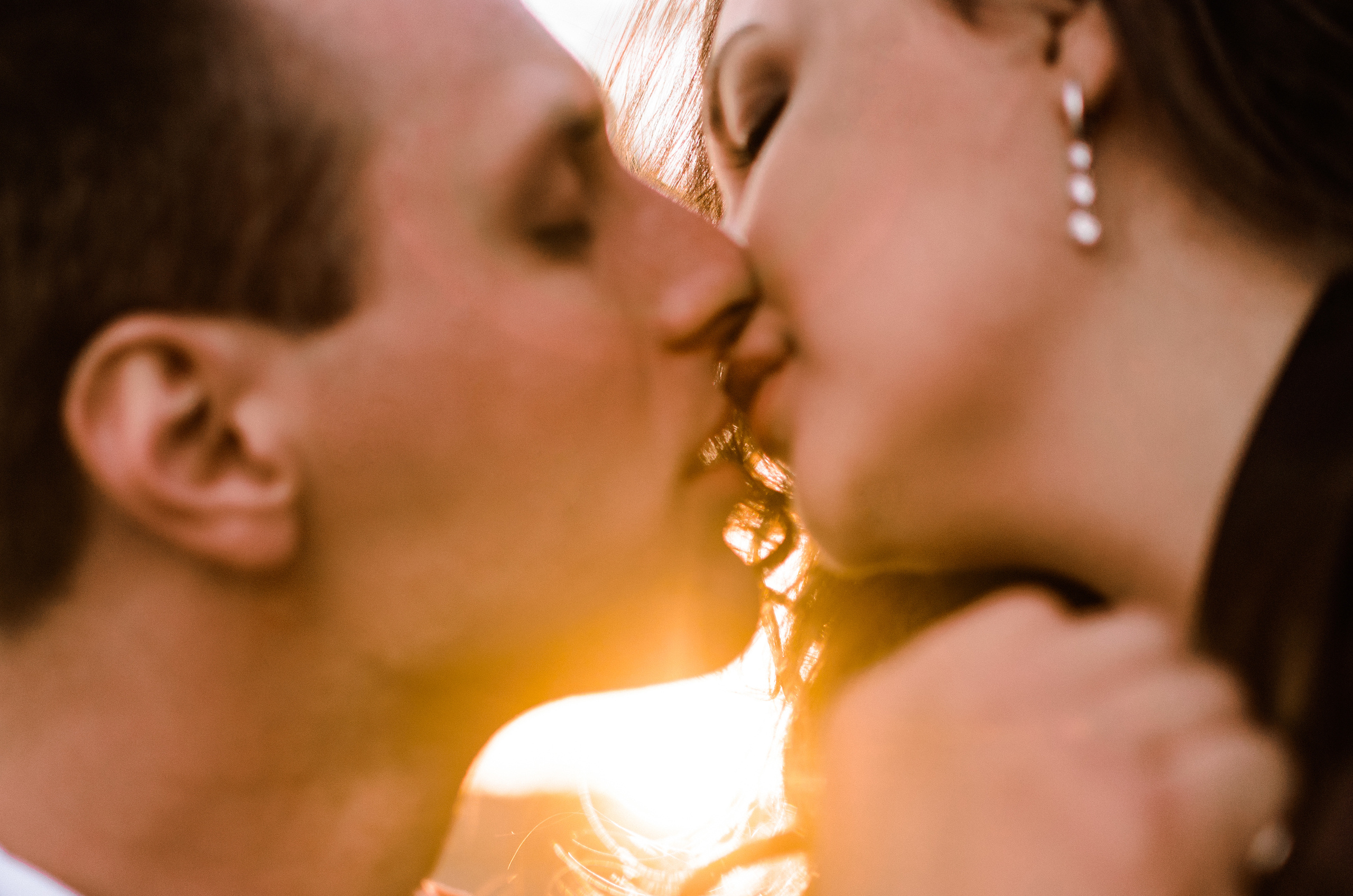 Love Story фотосессия Настя и Андрей в городе. Фотограф Ольга Дзюба. Фотограф Ольга Дзюба. Фототерапия как зеркало души. КМВ