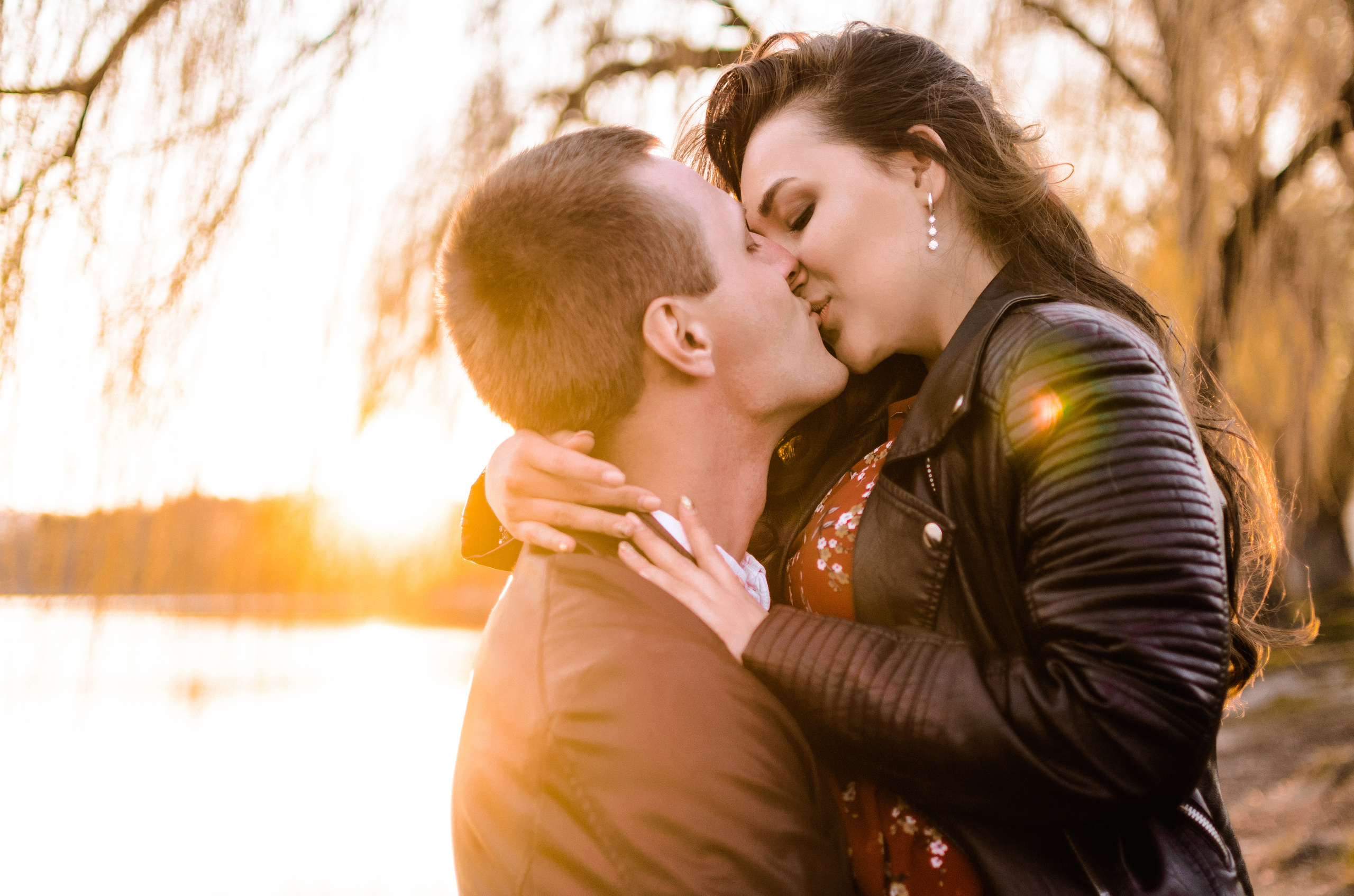 Love Story фотосессия Настя и Андрей в городе. Фотограф Ольга Дзюба. Фотограф Ольга Дзюба. Фототерапия как зеркало души. КМВ