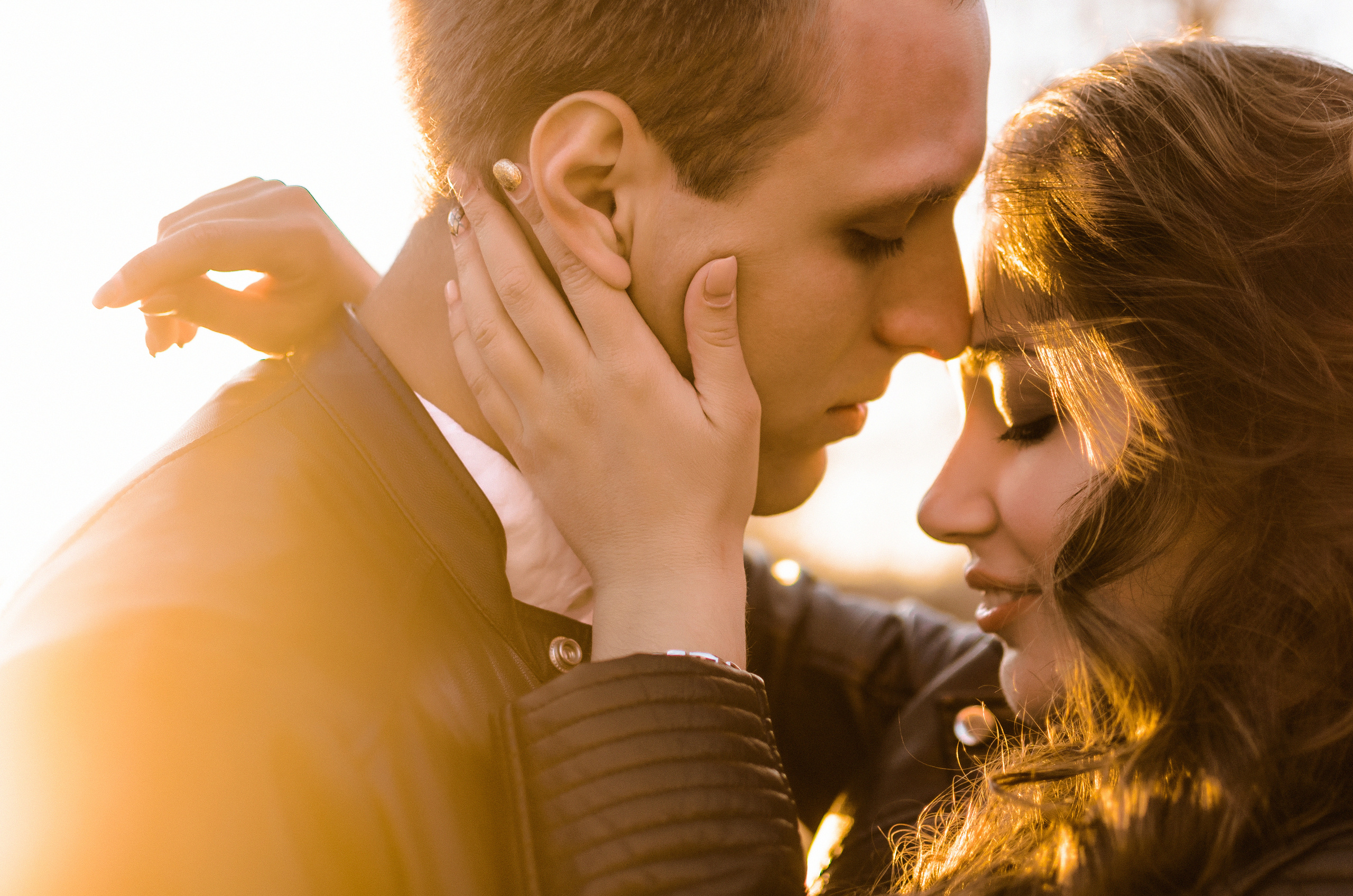 Love Story фотосессия Настя и Андрей в городе. Фотограф Ольга Дзюба. Фотограф Ольга Дзюба. Фототерапия как зеркало души. КМВ