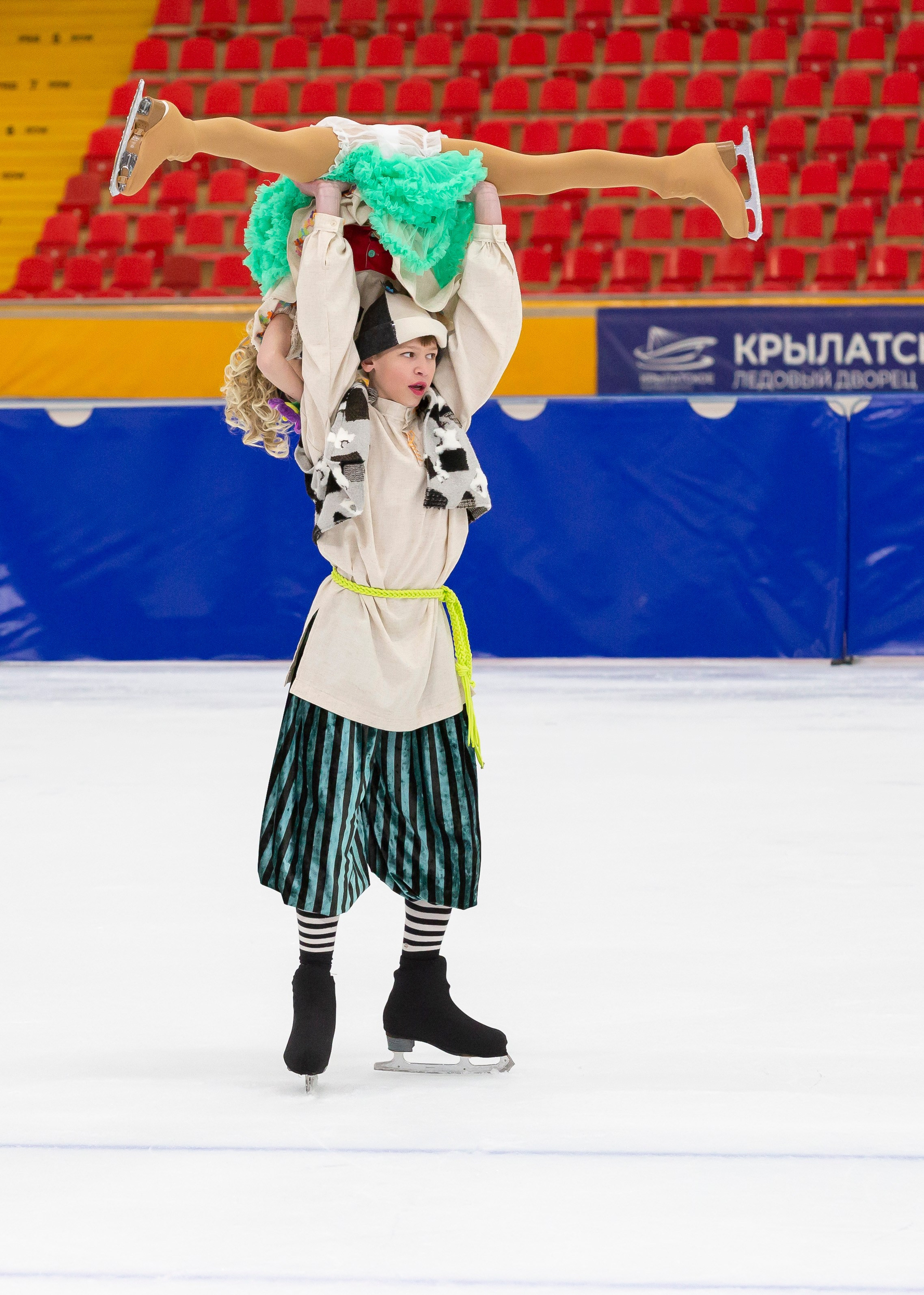 Открытый кубок Московского спорта среди спортивных балетов на льду. Детский театр на льду «АЛЕКО» 2024. Репортажный фотограф в Москве