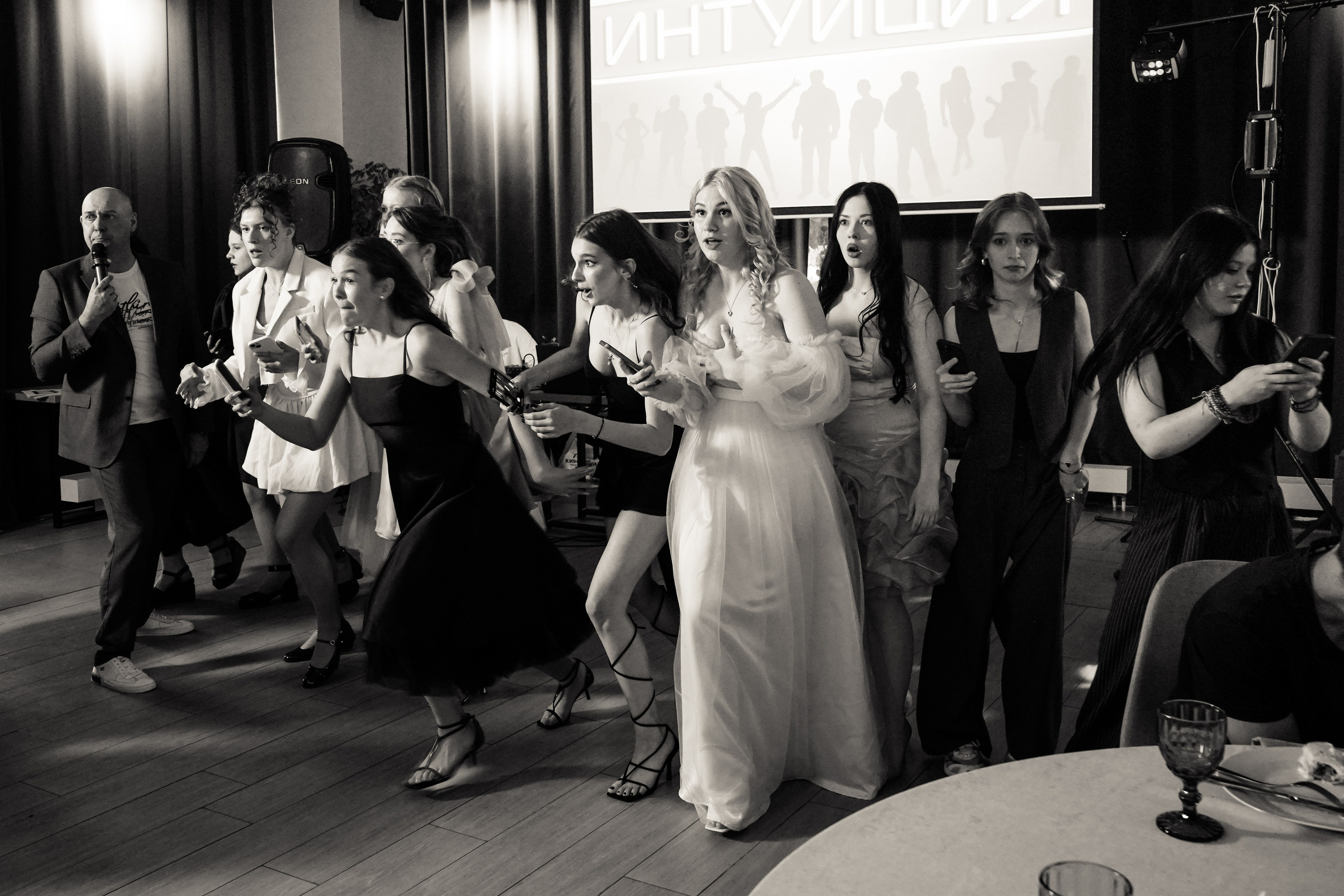 Выпускной вечер, гимназия № 40, 9 класс. Семейный и портретный фотограф в Екатеринбурге Анна Лобанова